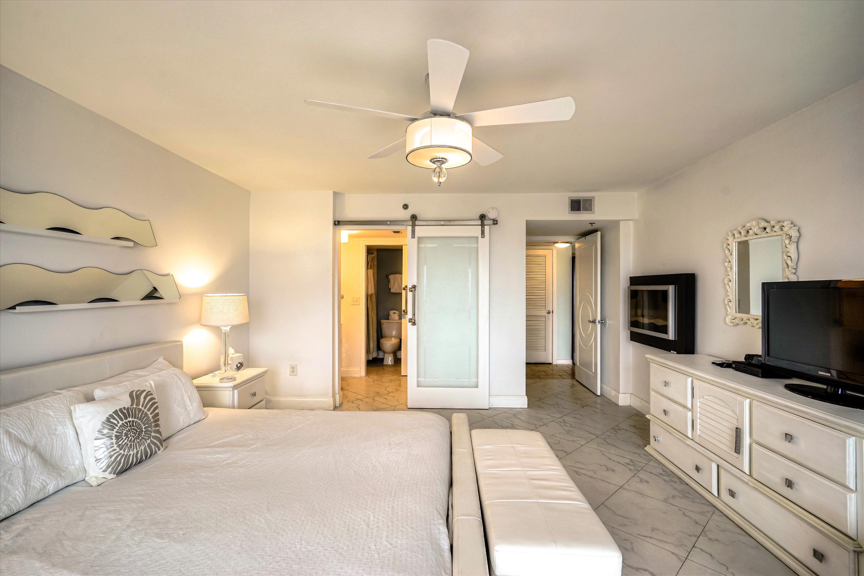 SURF DWELLER CONDO - Residential