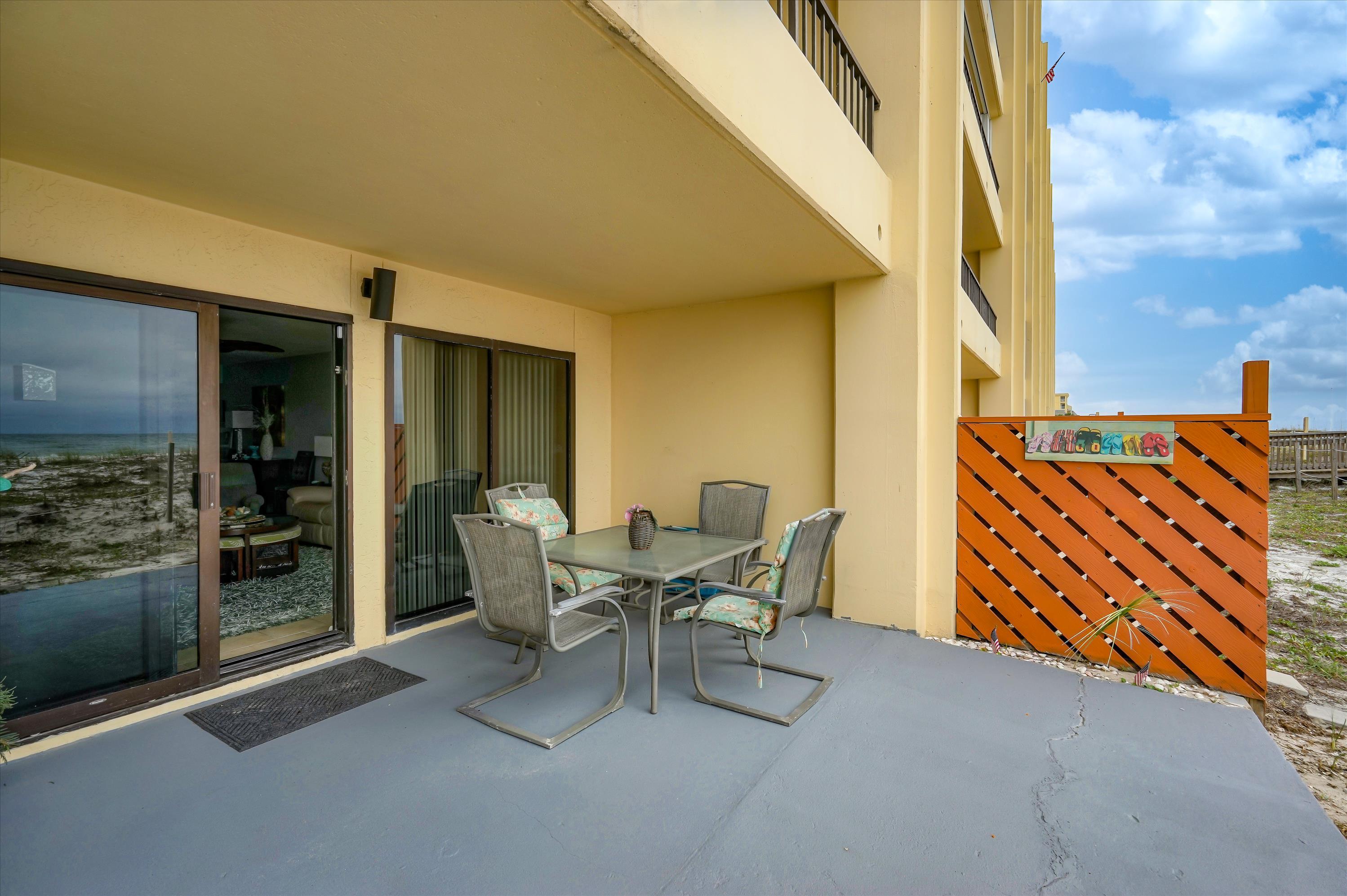 SURF DWELLER CONDO - Residential