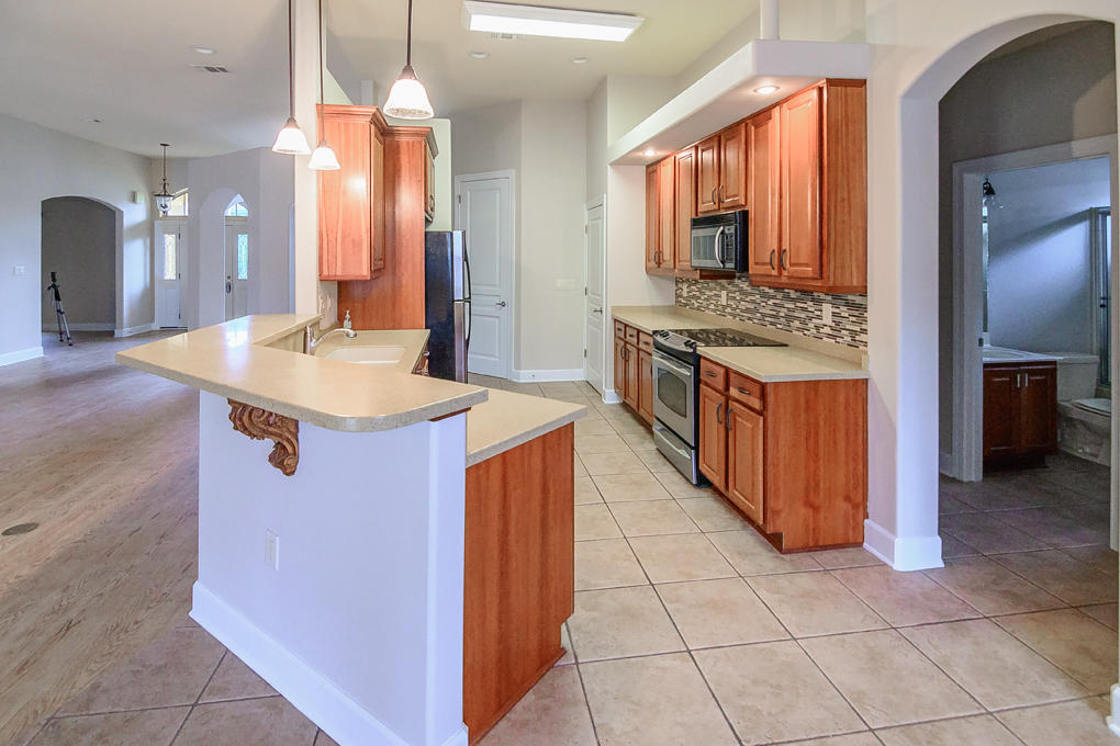 CHARDONNAY ESTATES - Residential