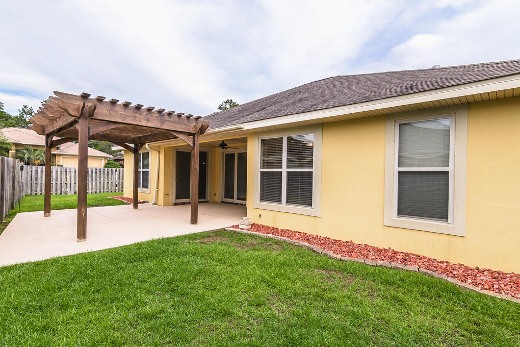 CHARDONNAY ESTATES - Residential