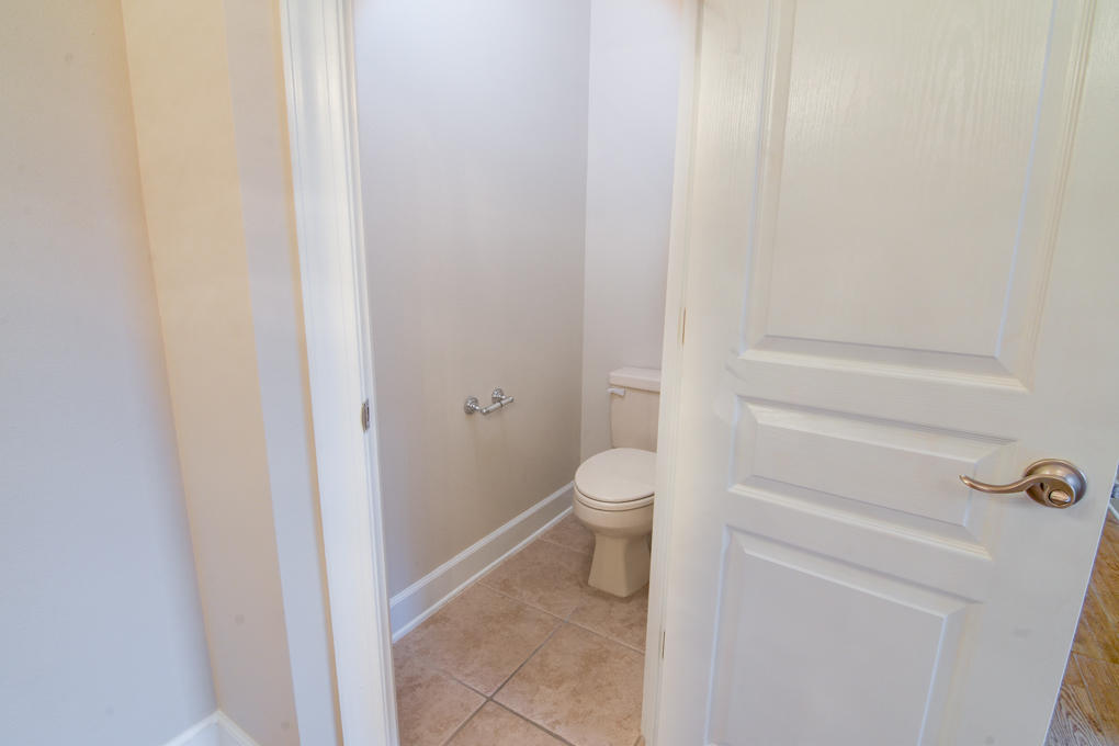 CHARDONNAY ESTATES - Residential