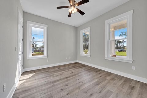 A home in Niceville