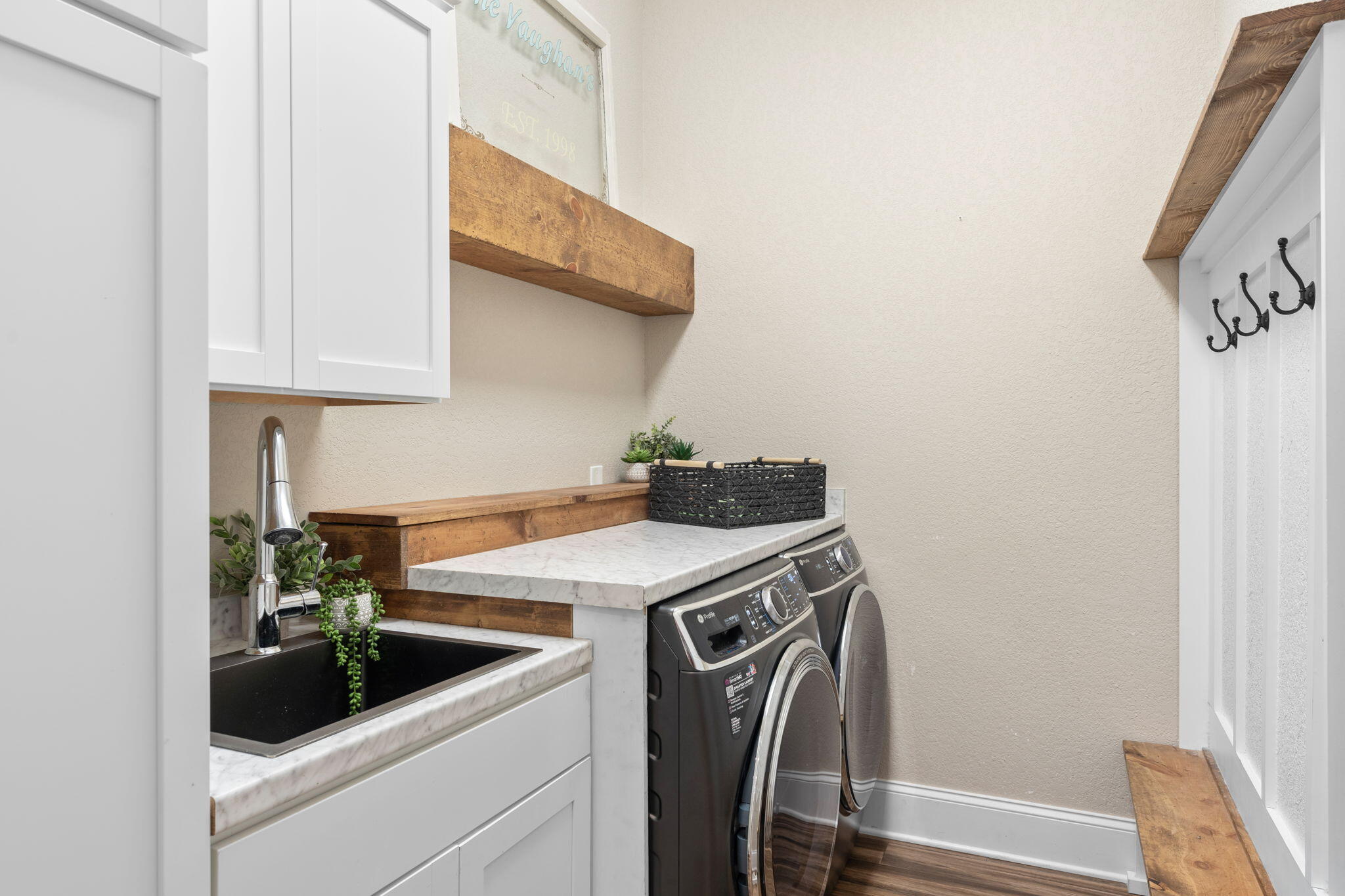 EMERALD BAY PH 1-B - Residential