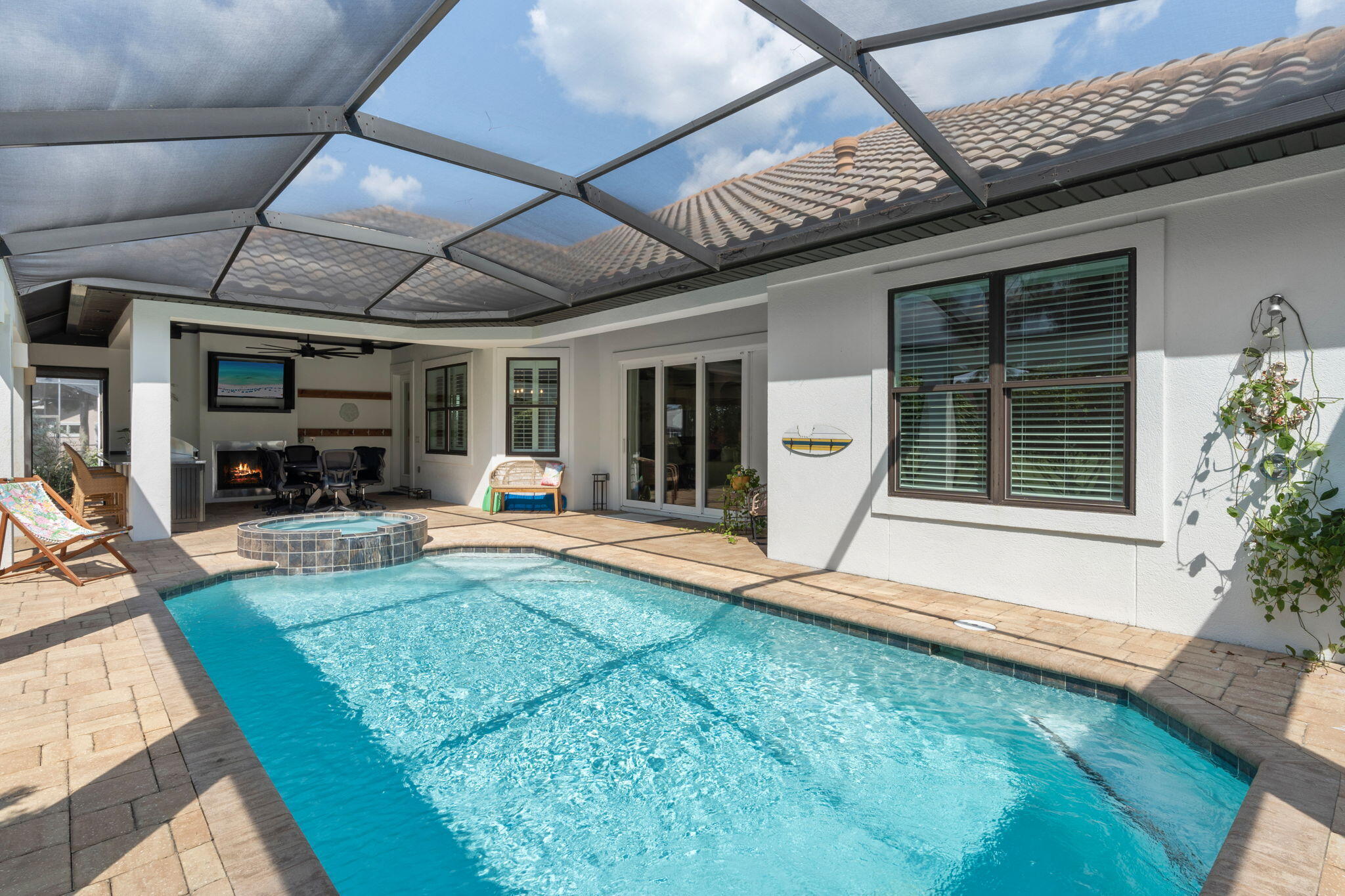 EMERALD BAY PH 1-B - Residential