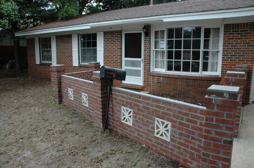 This is a wonderful opportunity to own your own starter home or acquire a rental investment! Centrally located in Niceville close to schools, shopping, restaurants, and churches...Large fenced back yard with patio! Buyer to verify all lot dimensions, room measurements and any other information that buyer deems important. Property is lender owned, being sold as is and US Bank does not give any representations or warranties.