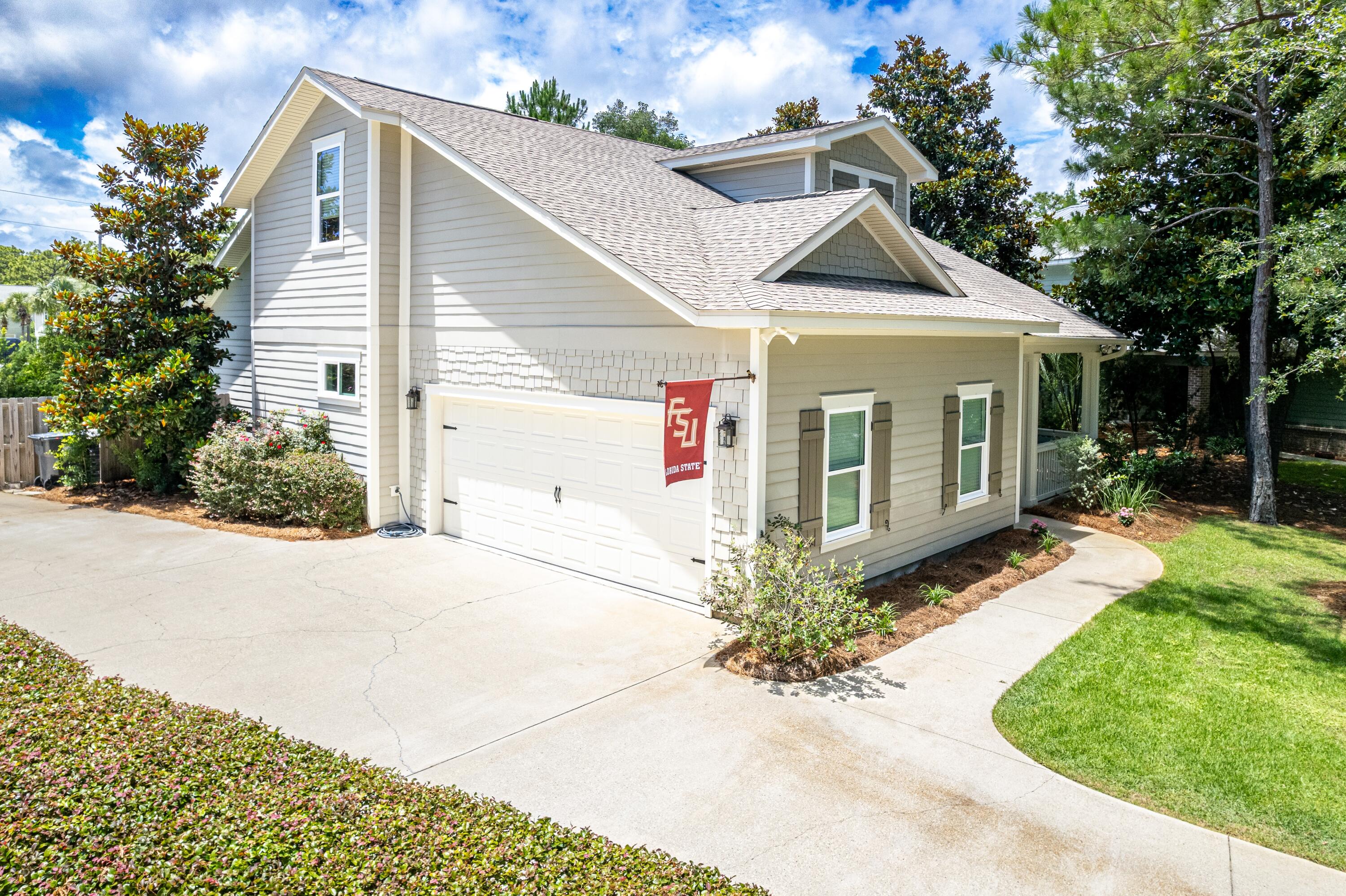 BOTANY BAYOU - Residential