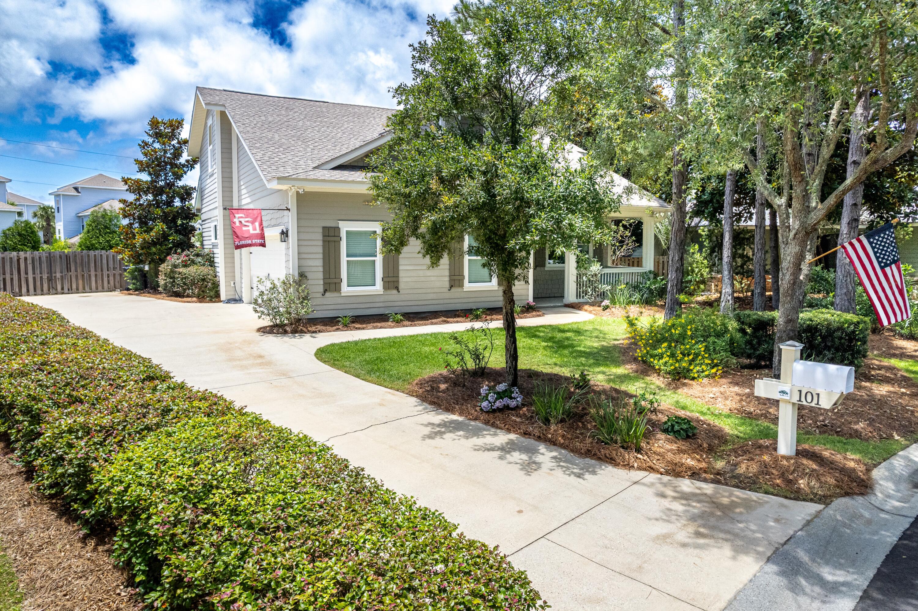 BOTANY BAYOU - Residential