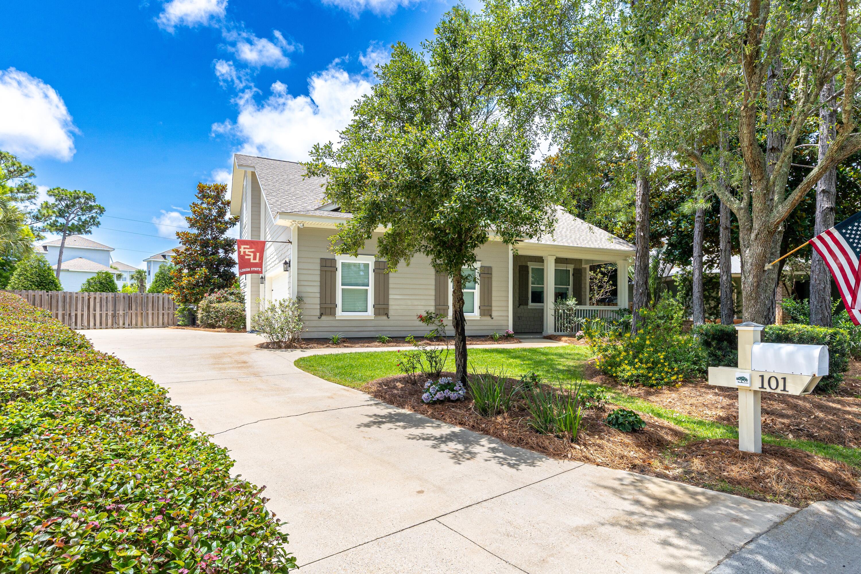 BOTANY BAYOU - Residential