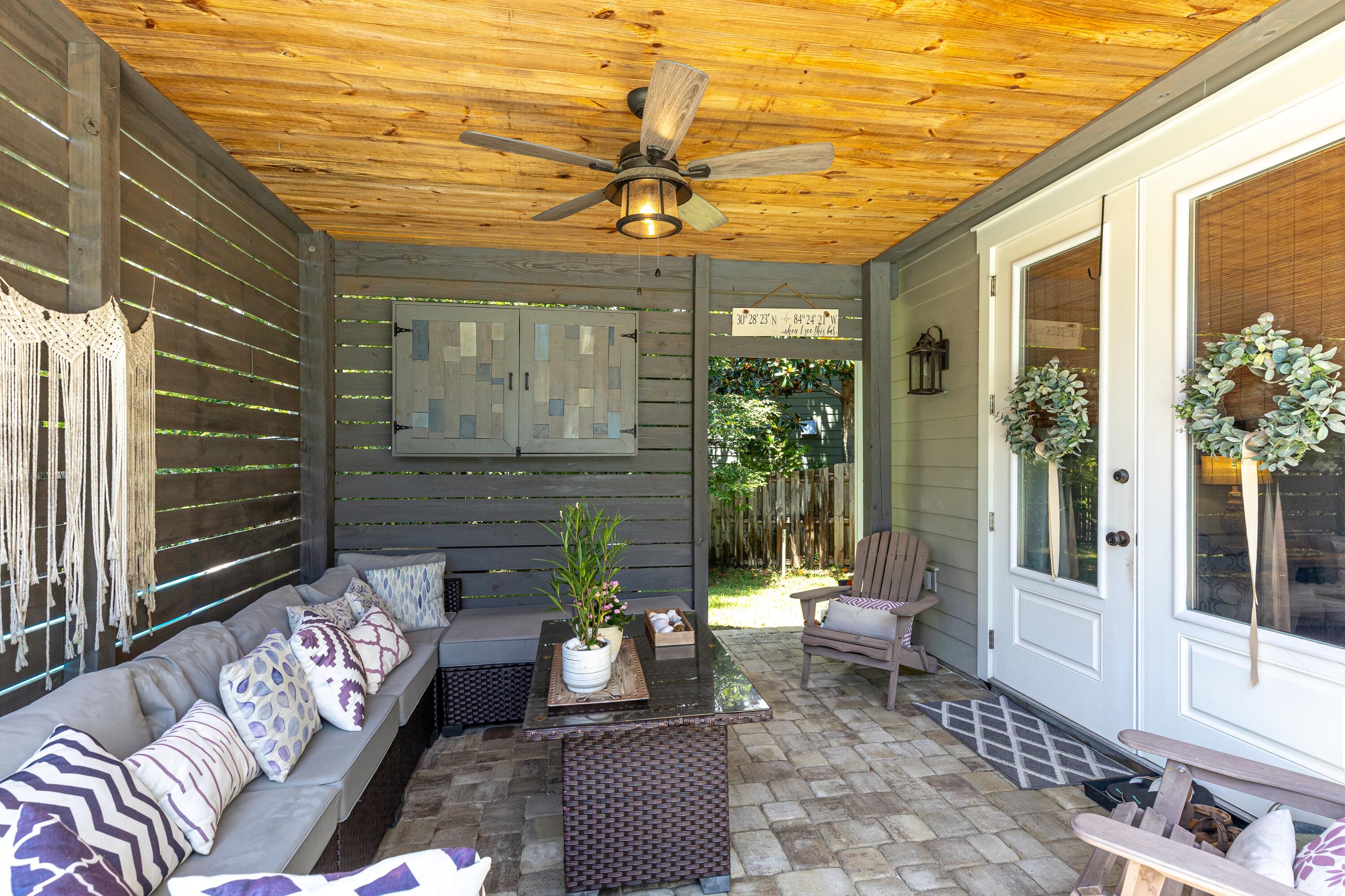 BOTANY BAYOU - Residential