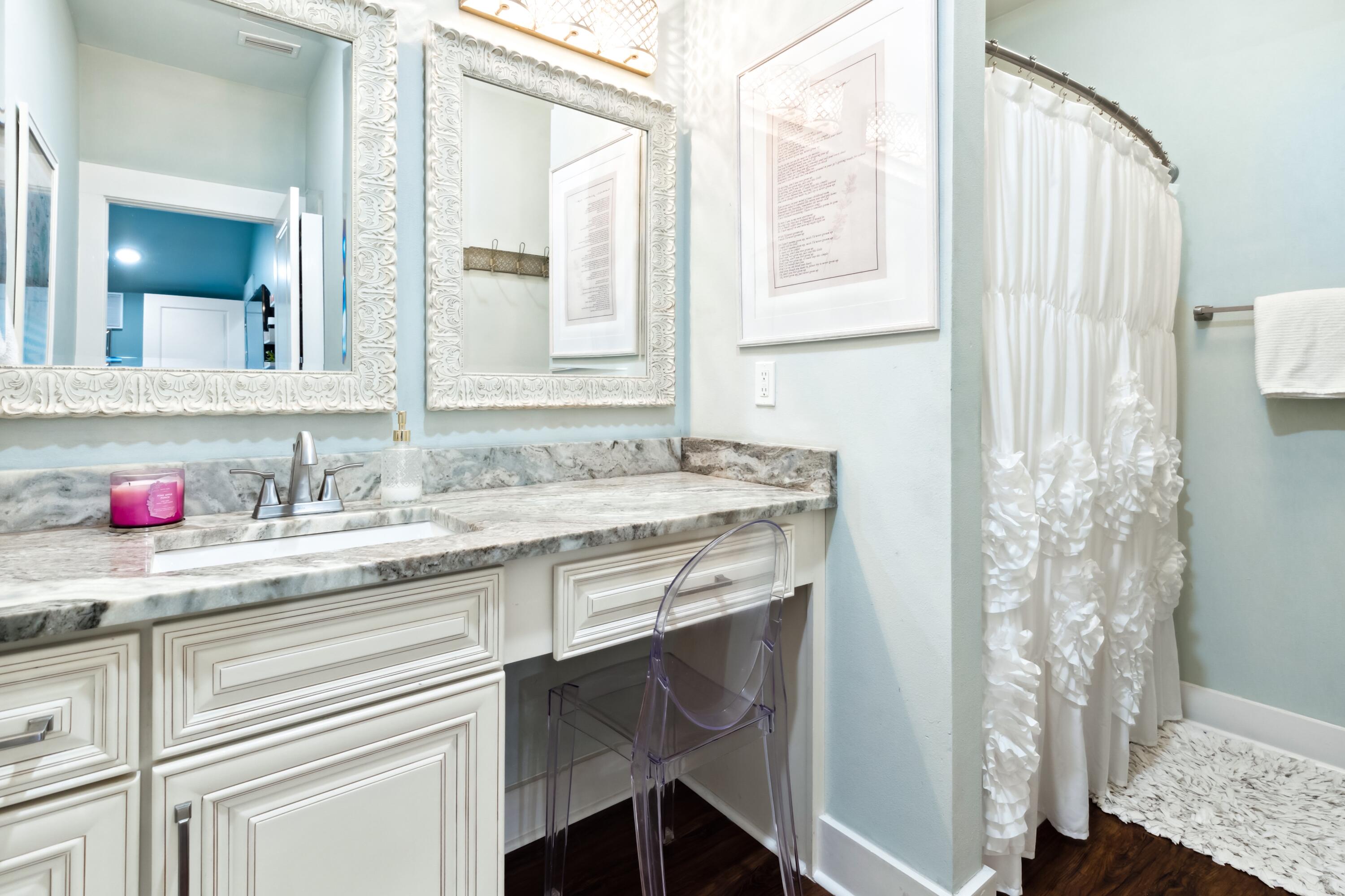 BOTANY BAYOU - Residential