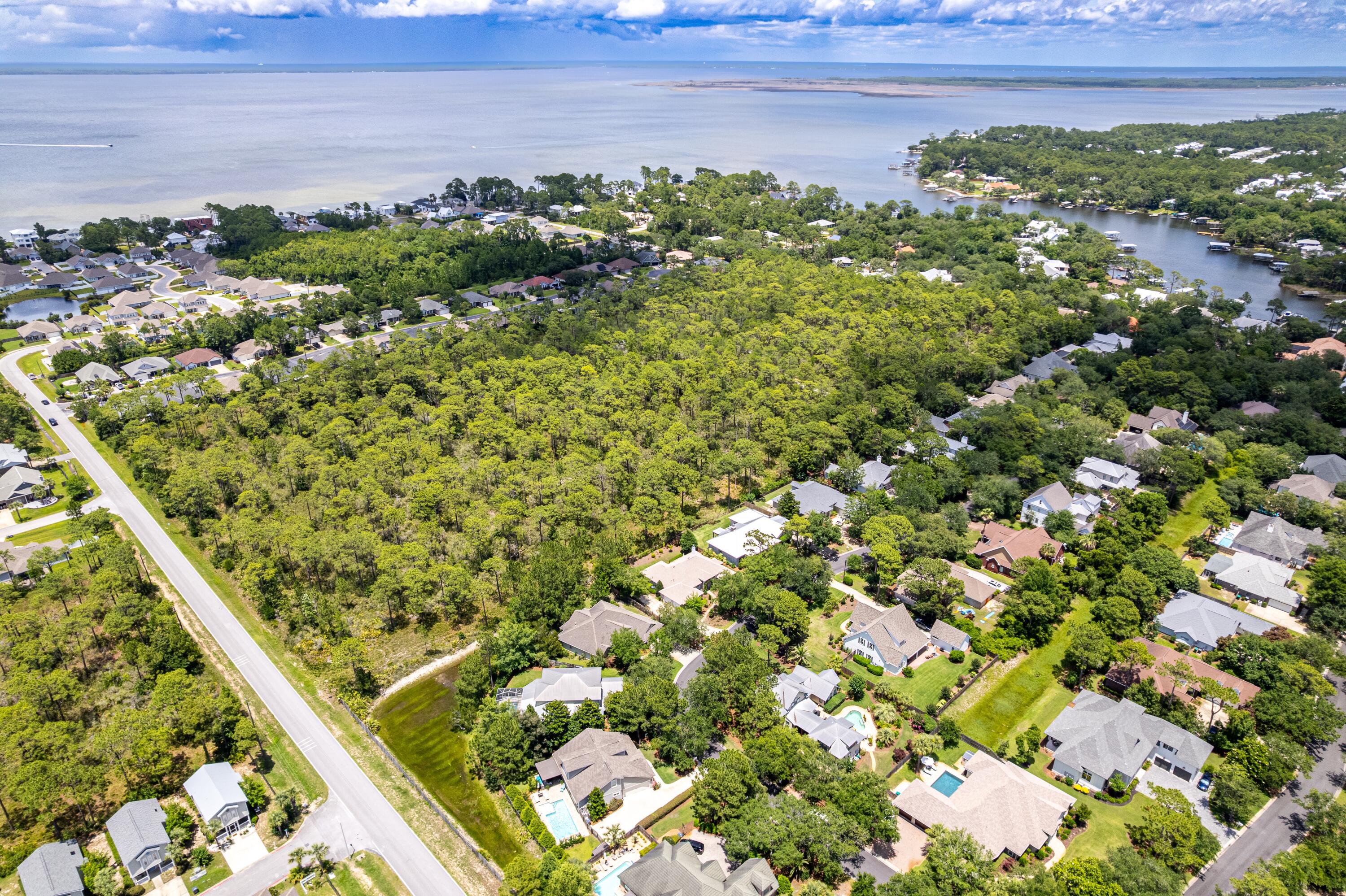 BOTANY BAYOU - Residential
