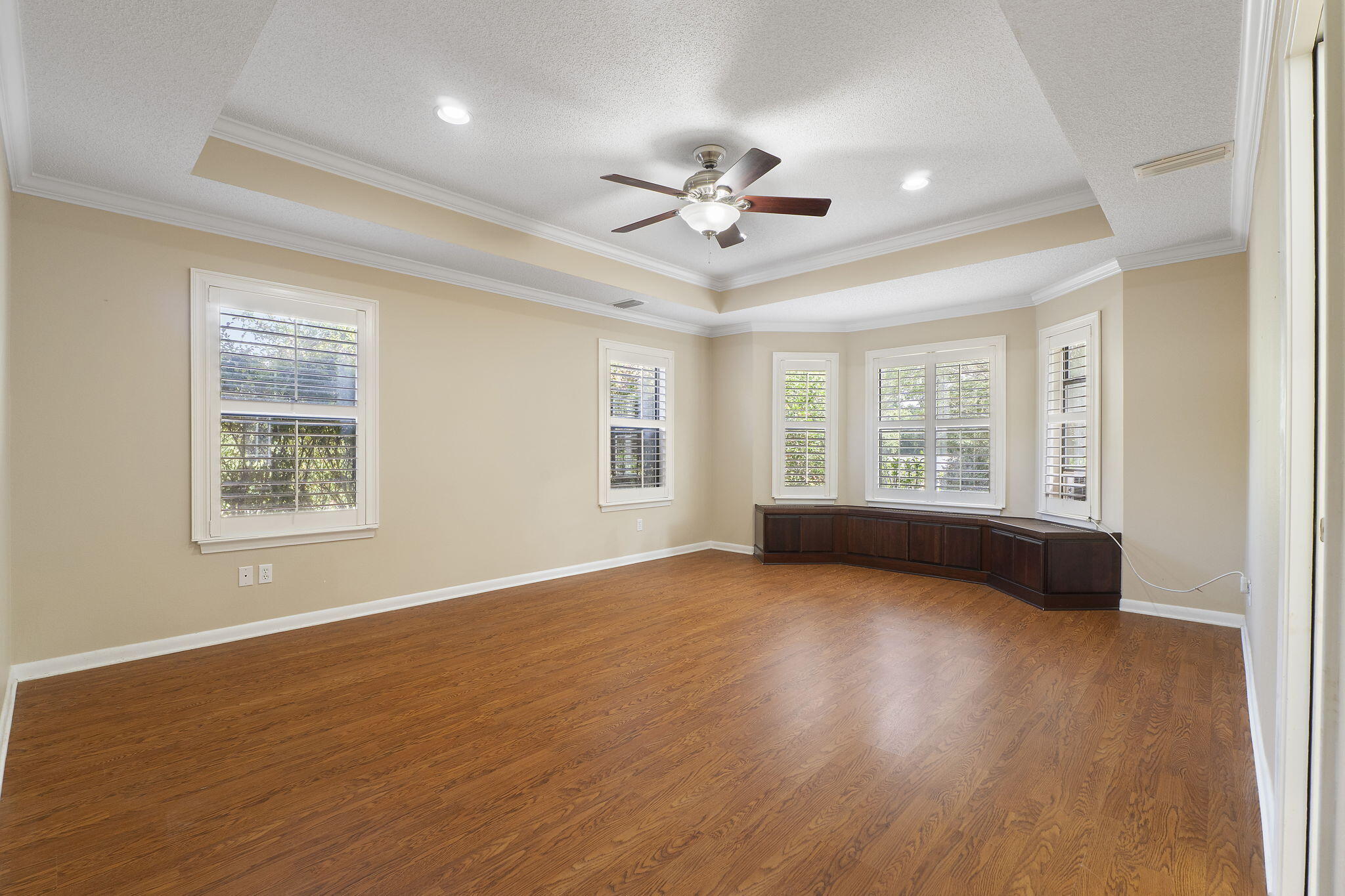 LONGWOOD PINES S/D - Residential