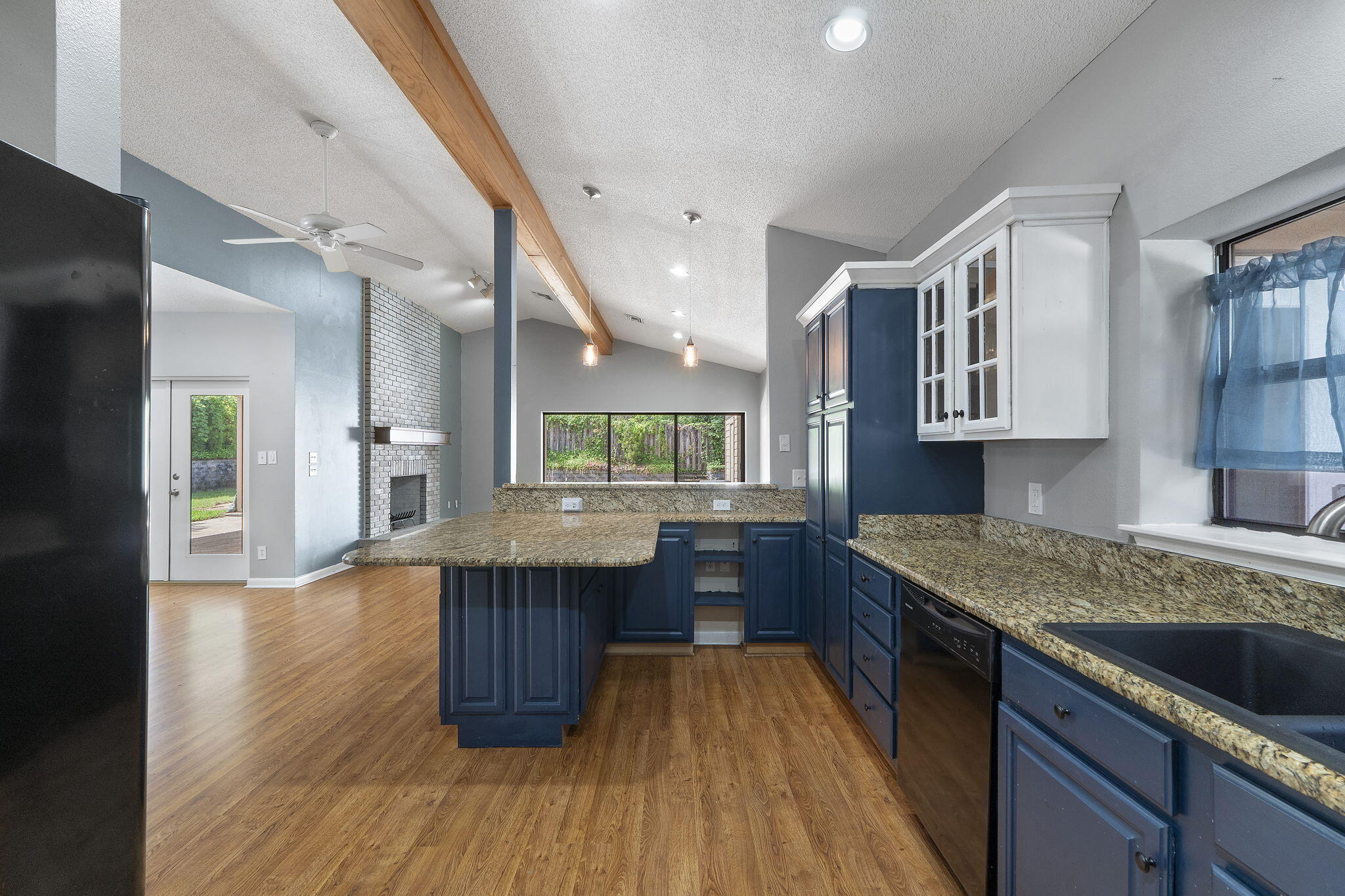 LONGWOOD PINES S/D - Residential