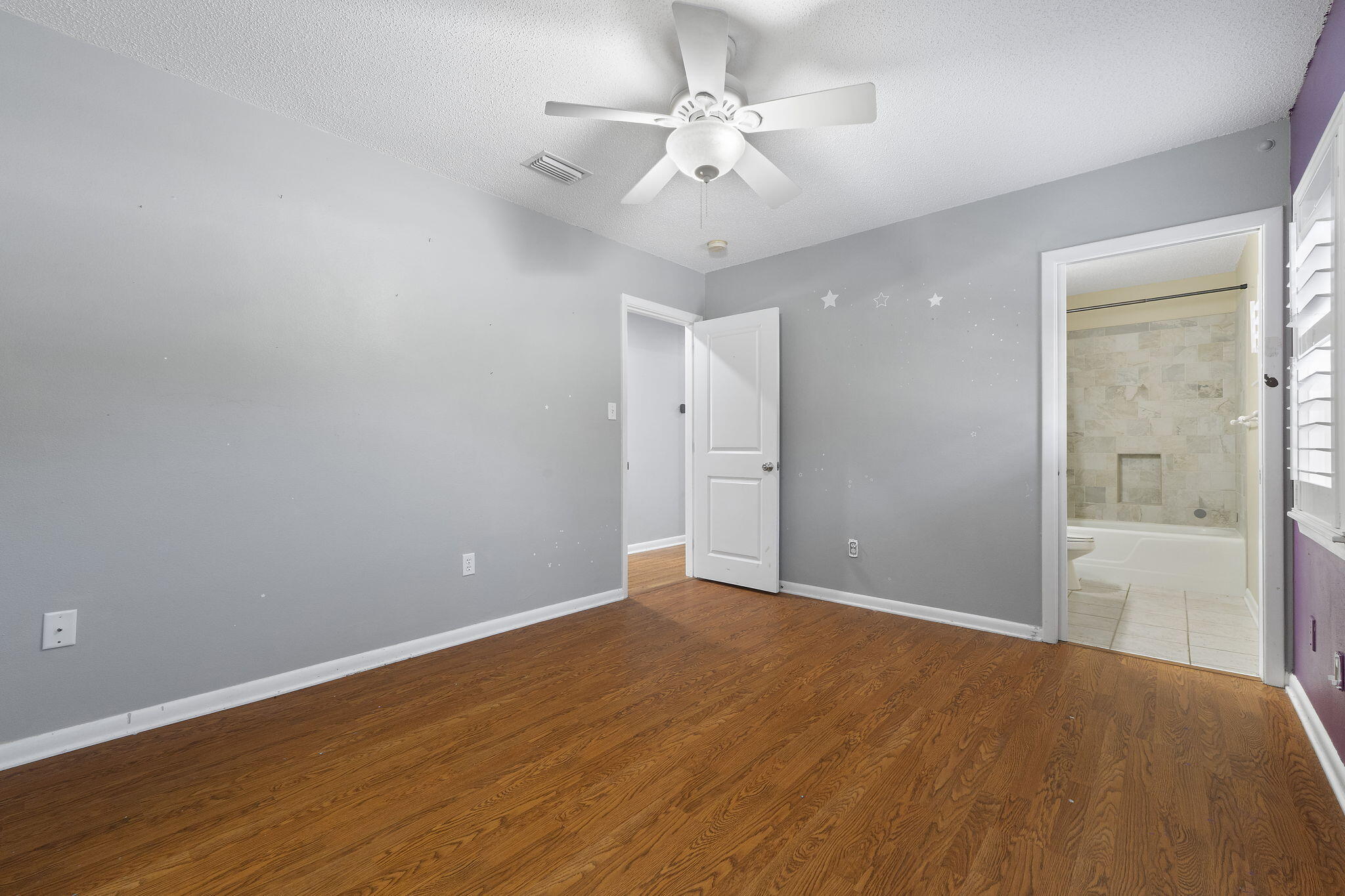 LONGWOOD PINES S/D - Residential