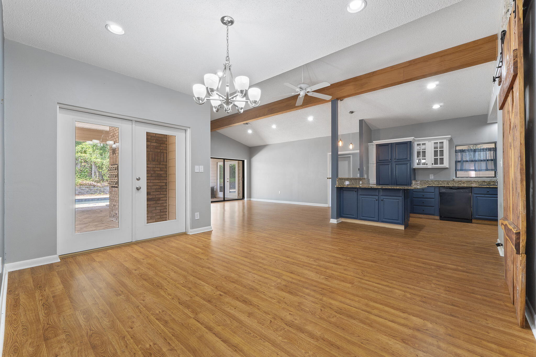 LONGWOOD PINES S/D - Residential