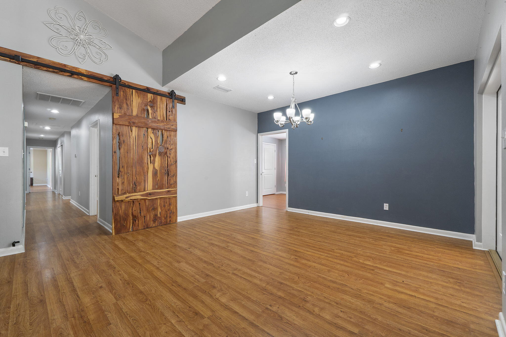 LONGWOOD PINES S/D - Residential