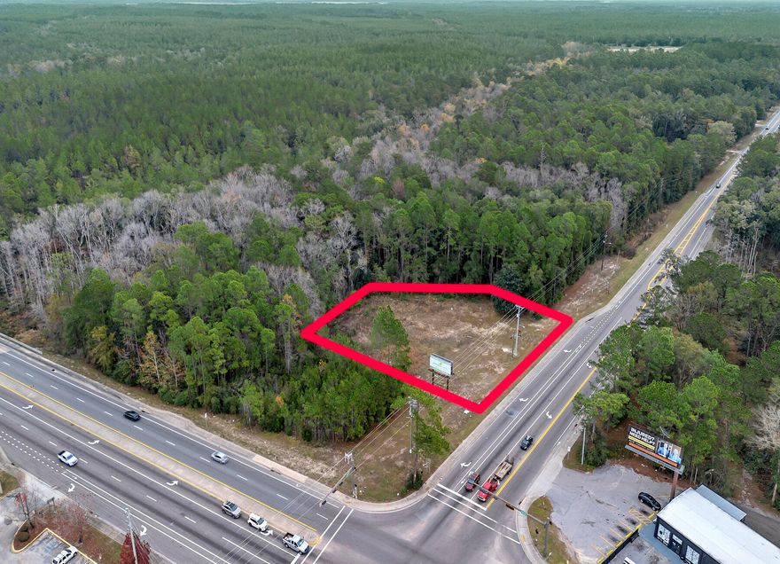 Welcome to the fastest growing City in Florida! Great C-2 High Intensity Commercial Lot in Freeport, Florida! This lot is one of the last available (within view of the four lane intersection) in Freeport! All utilities are available in front of the lot. The Seller is willing to owner finance with 30% down at 6% interest for 30 years. Don't miss out, call today!