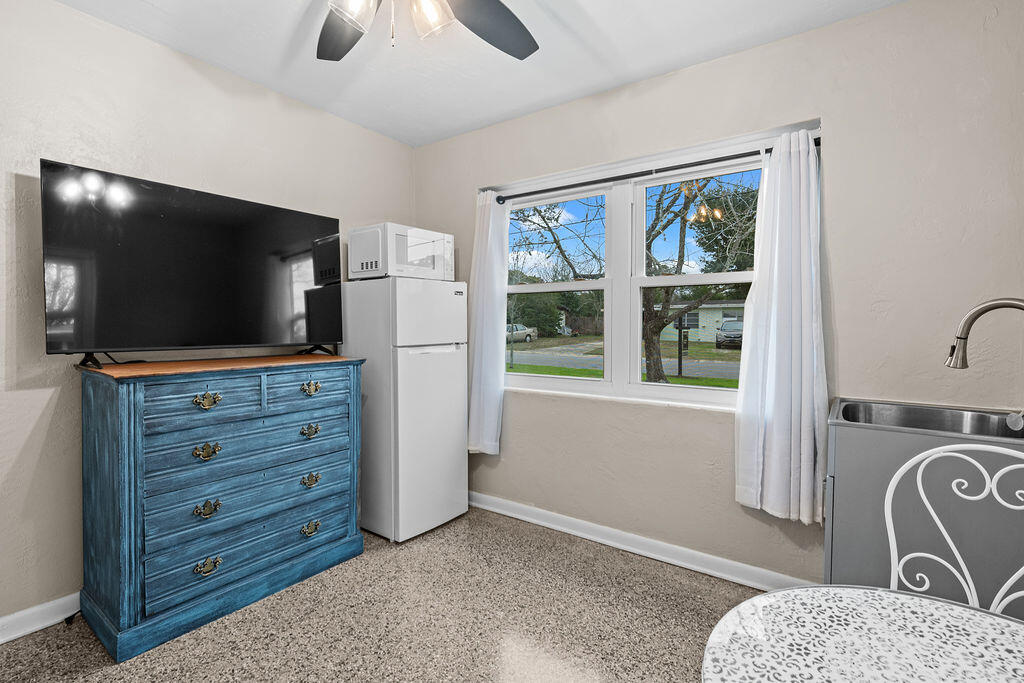 BRYN MAWR PARK - Residential