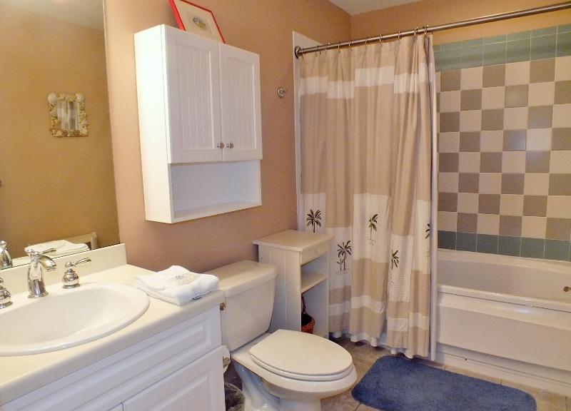 INN AT GULF PLACE - Residential