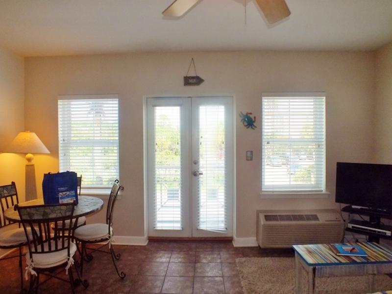 INN AT GULF PLACE - Residential