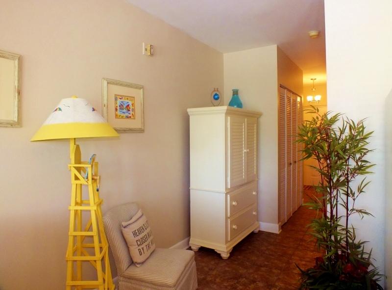 INN AT GULF PLACE - Residential