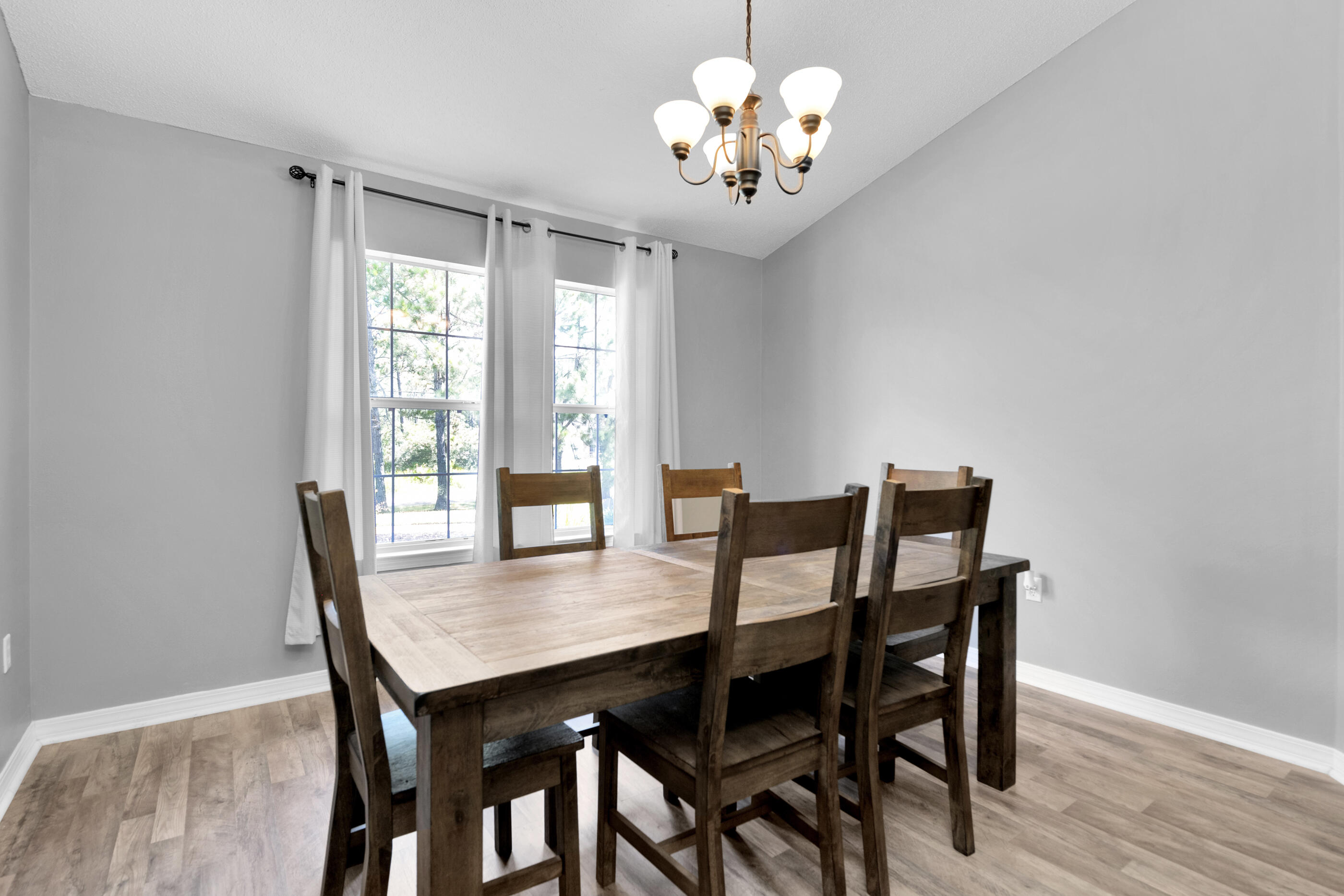 HOLLEY BY THE SEA - Residential