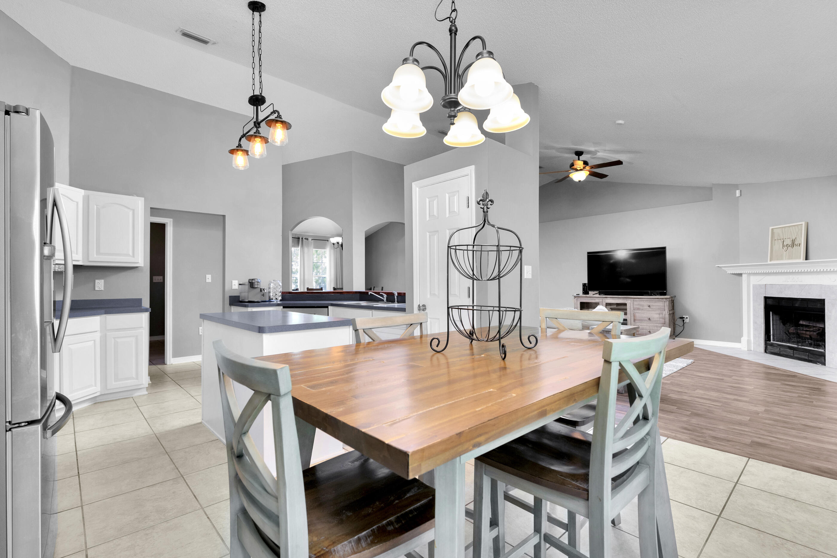 HOLLEY BY THE SEA - Residential