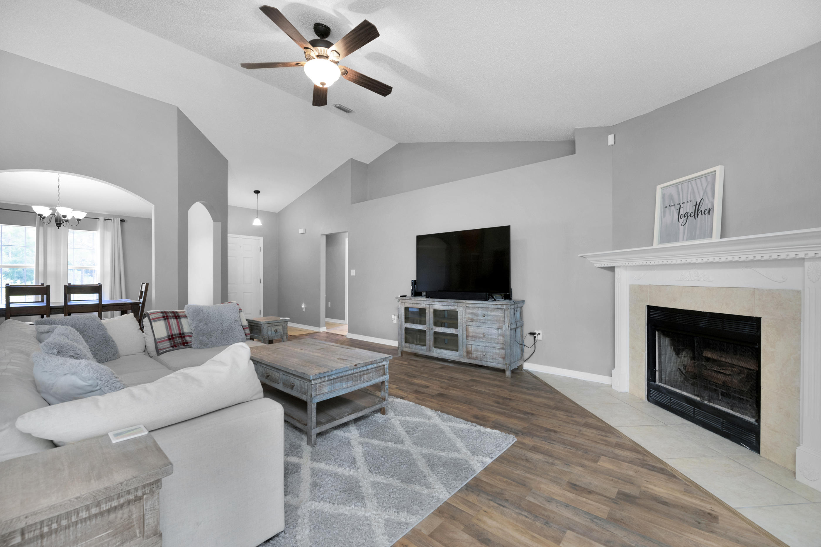 HOLLEY BY THE SEA - Residential