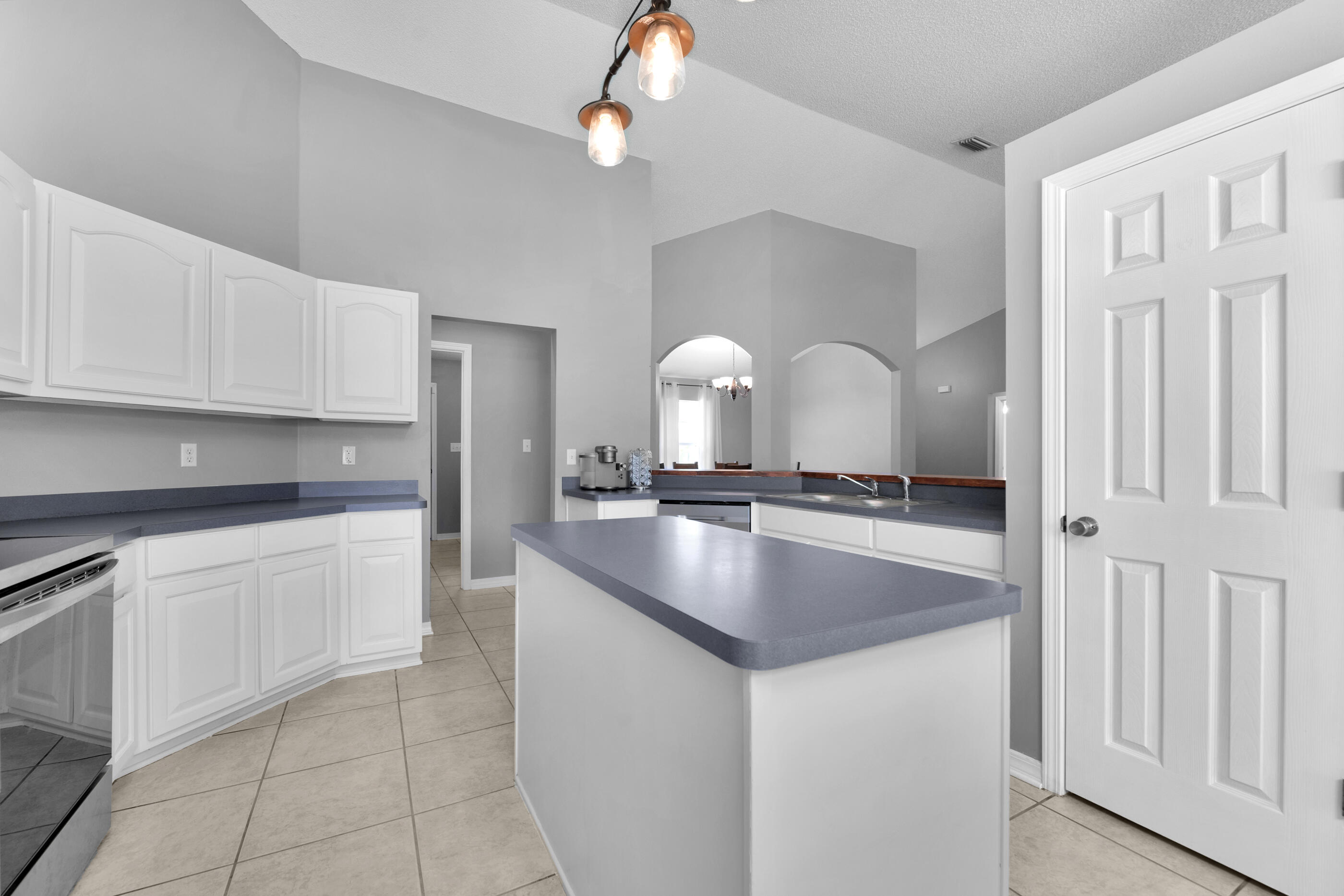 HOLLEY BY THE SEA - Residential