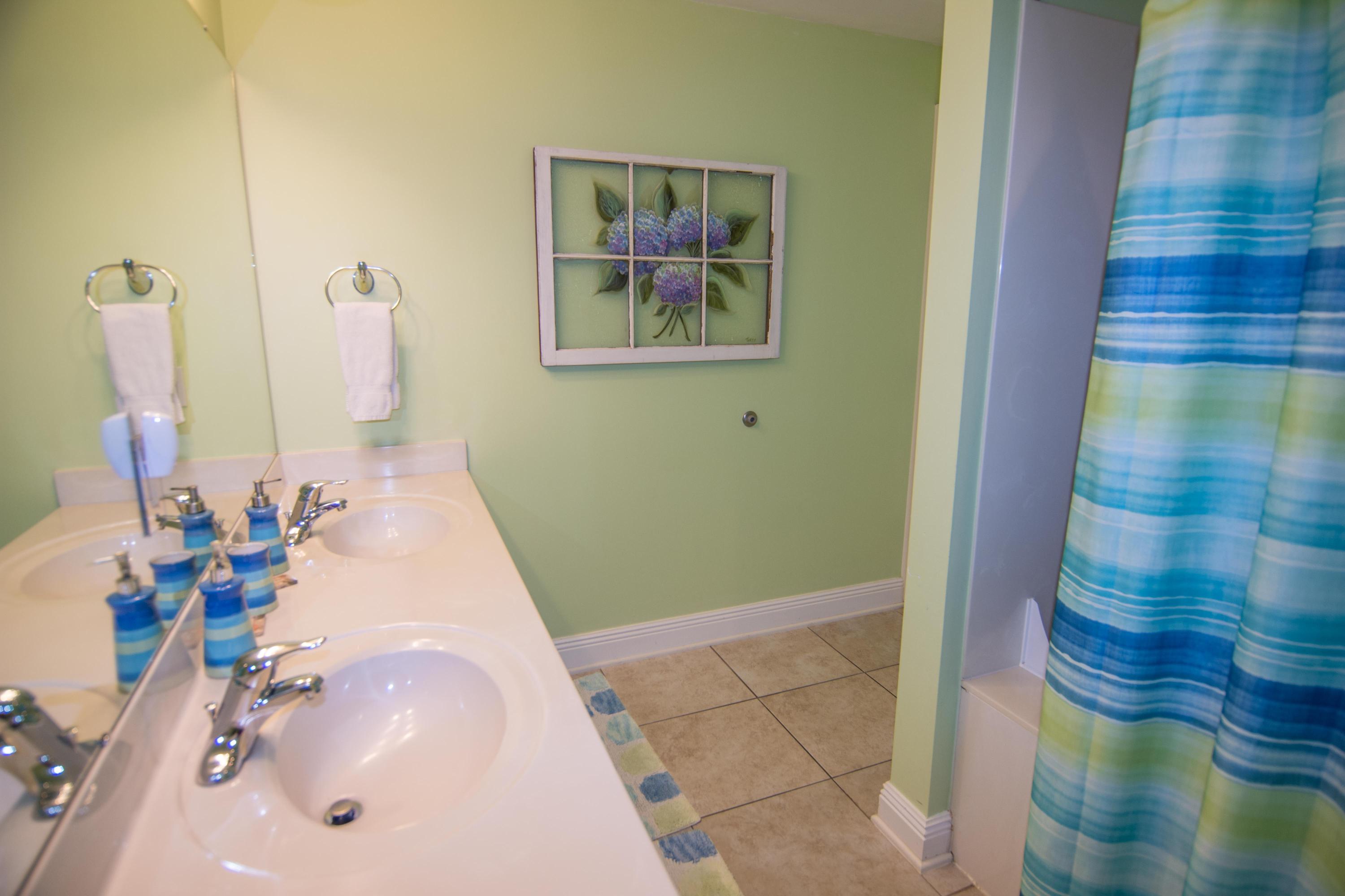 SUMMER PLACE - Residential