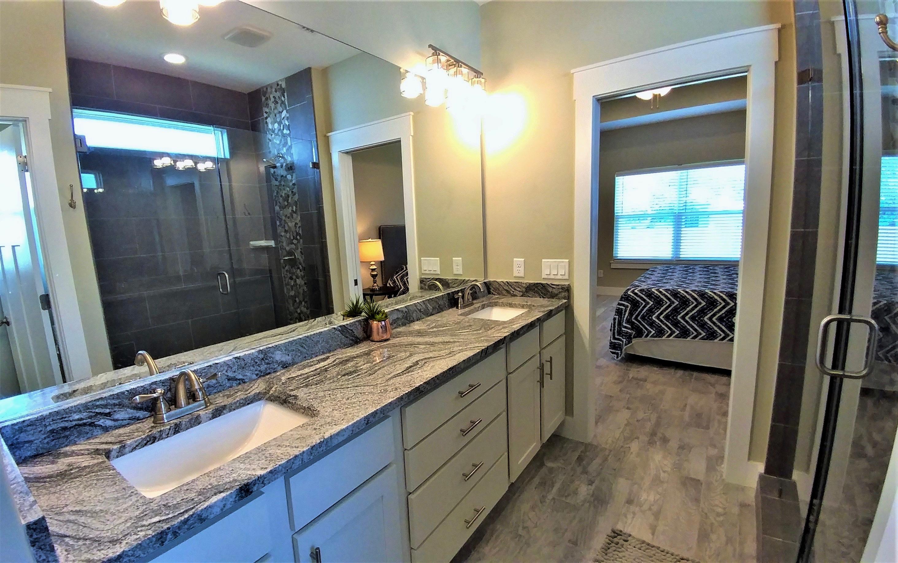 RIVIERA BEACH - Residential