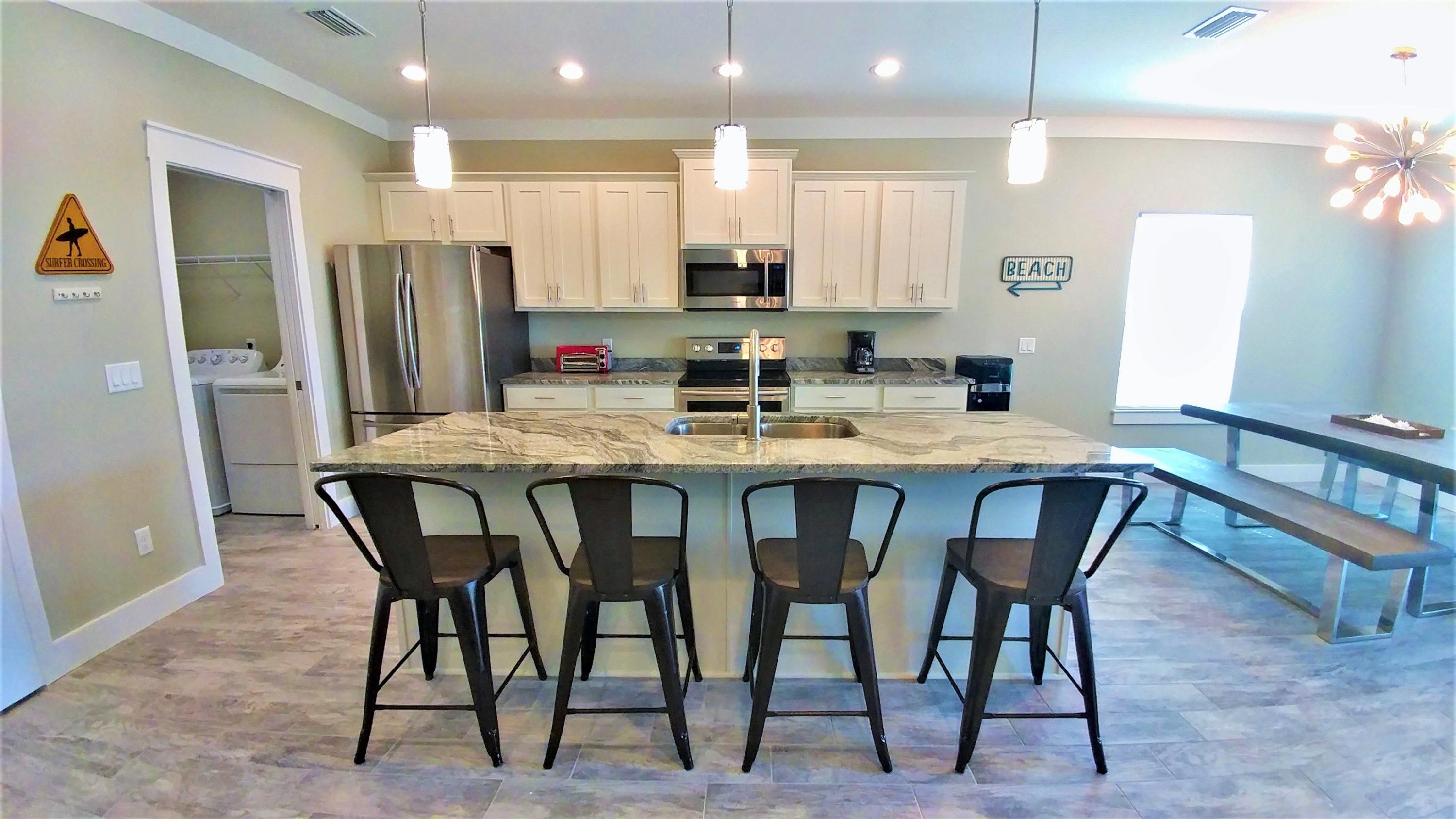 RIVIERA BEACH - Residential