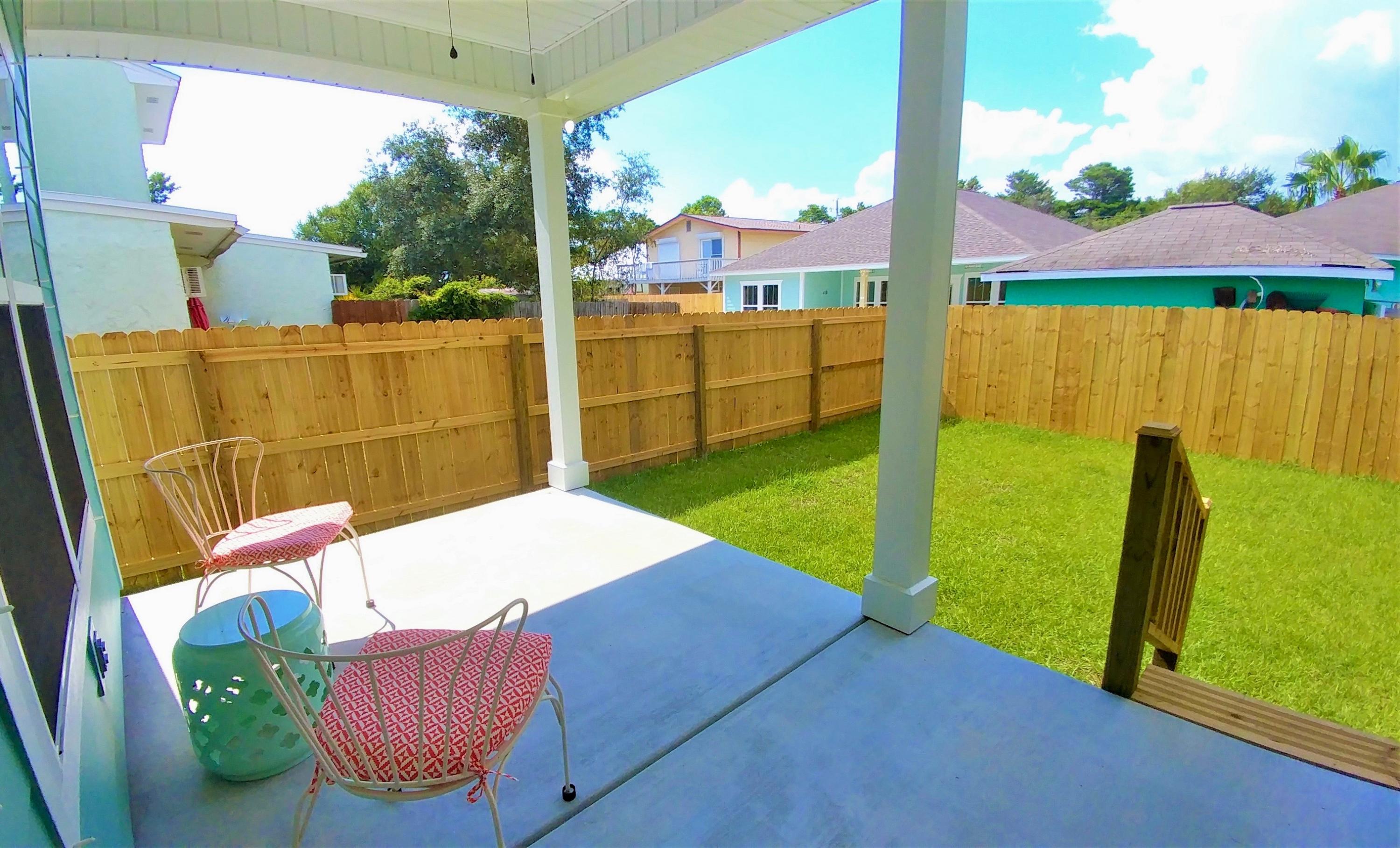 RIVIERA BEACH - Residential