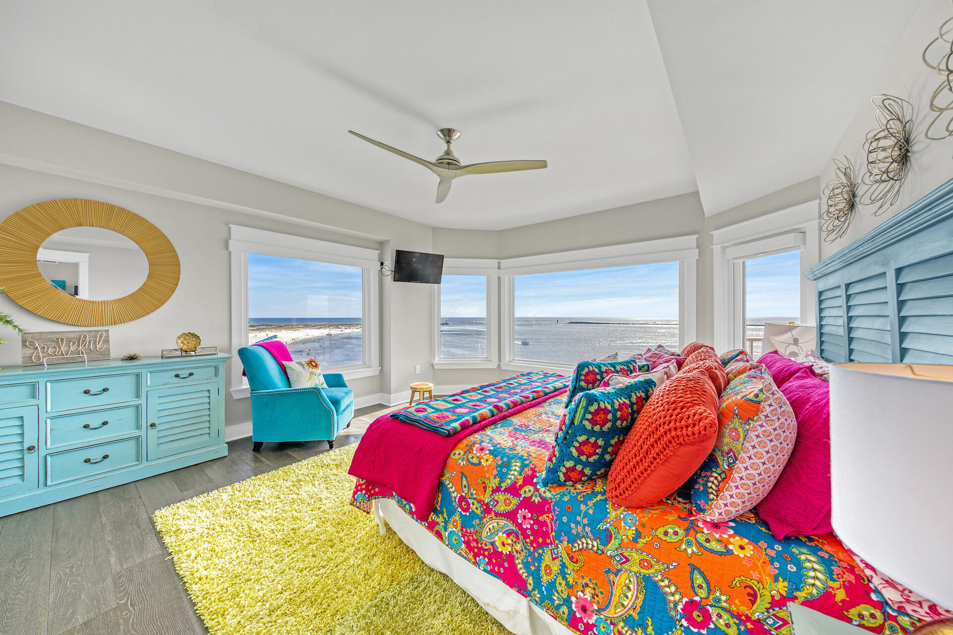 WATERVIEW TOWERS PH 2 - Residential