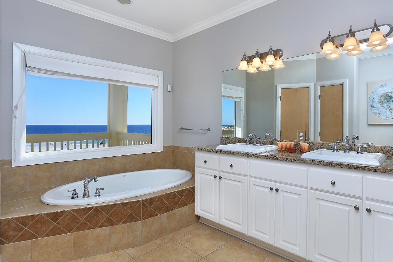GRAYTON BEACH - Residential