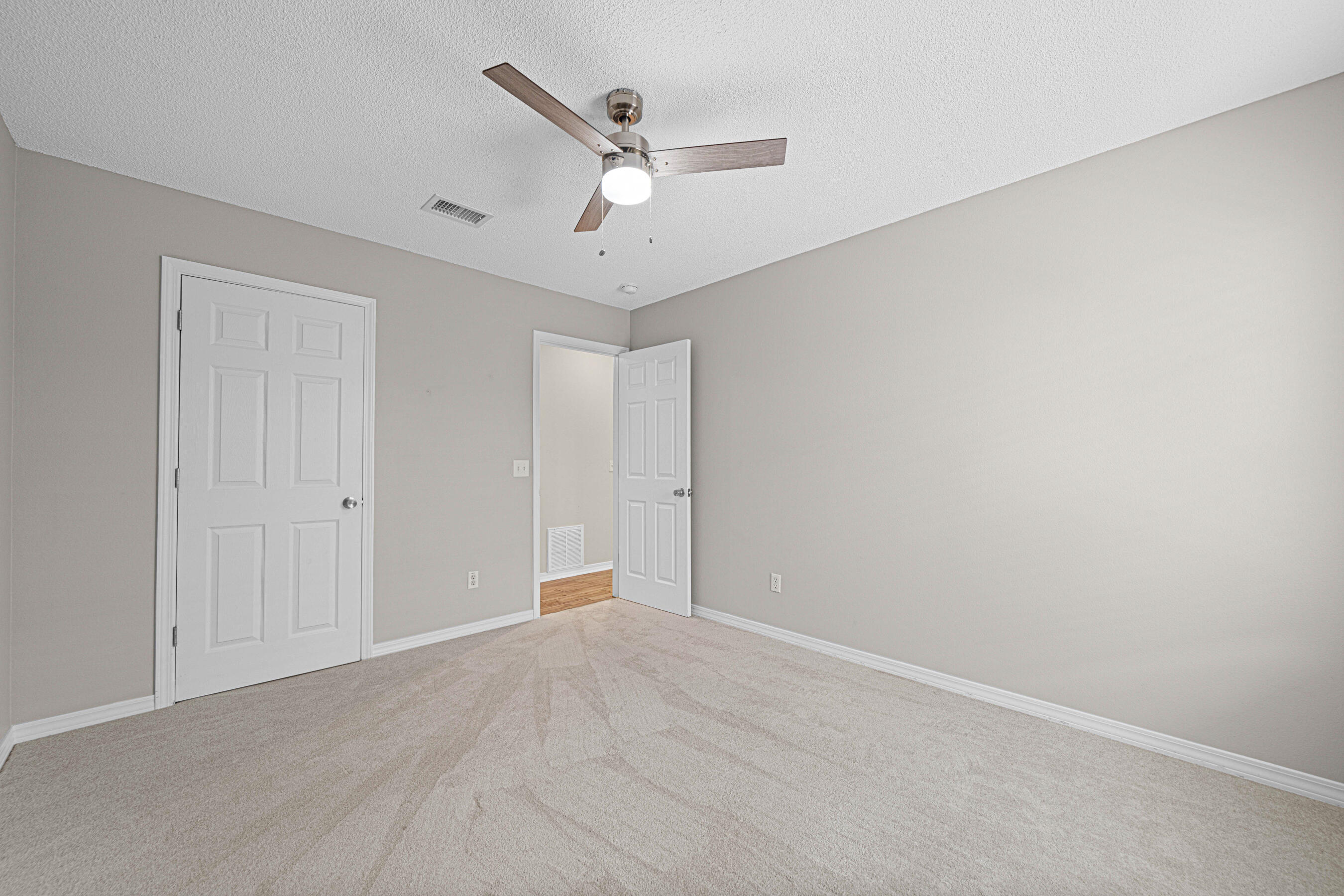 EMERALD VILLAGE S/D - Residential