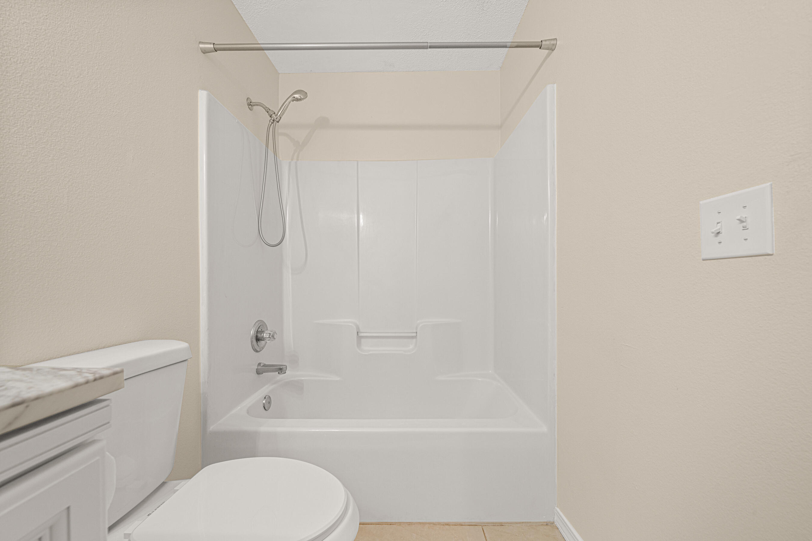 EMERALD VILLAGE S/D - Residential