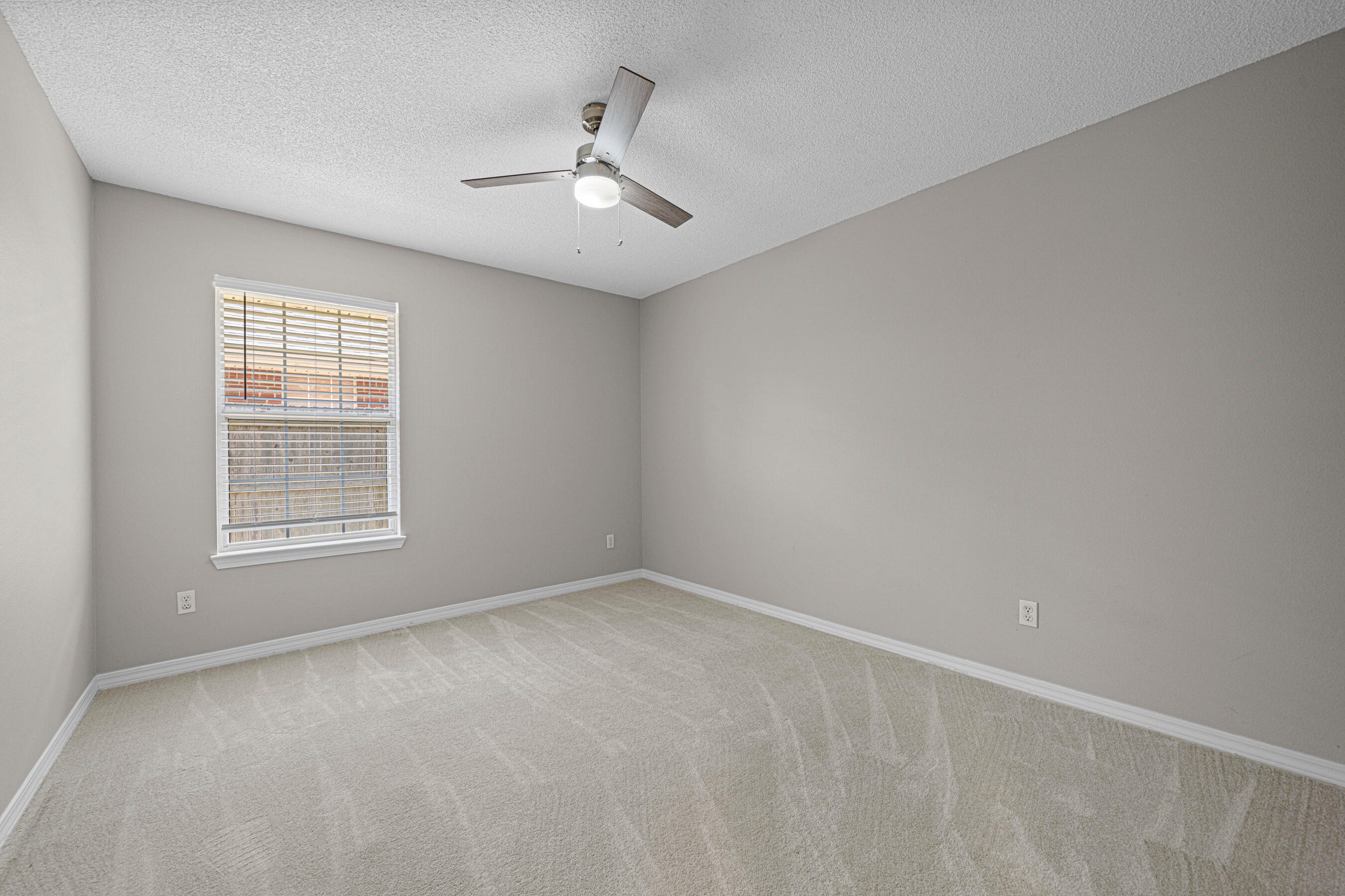 EMERALD VILLAGE S/D - Residential