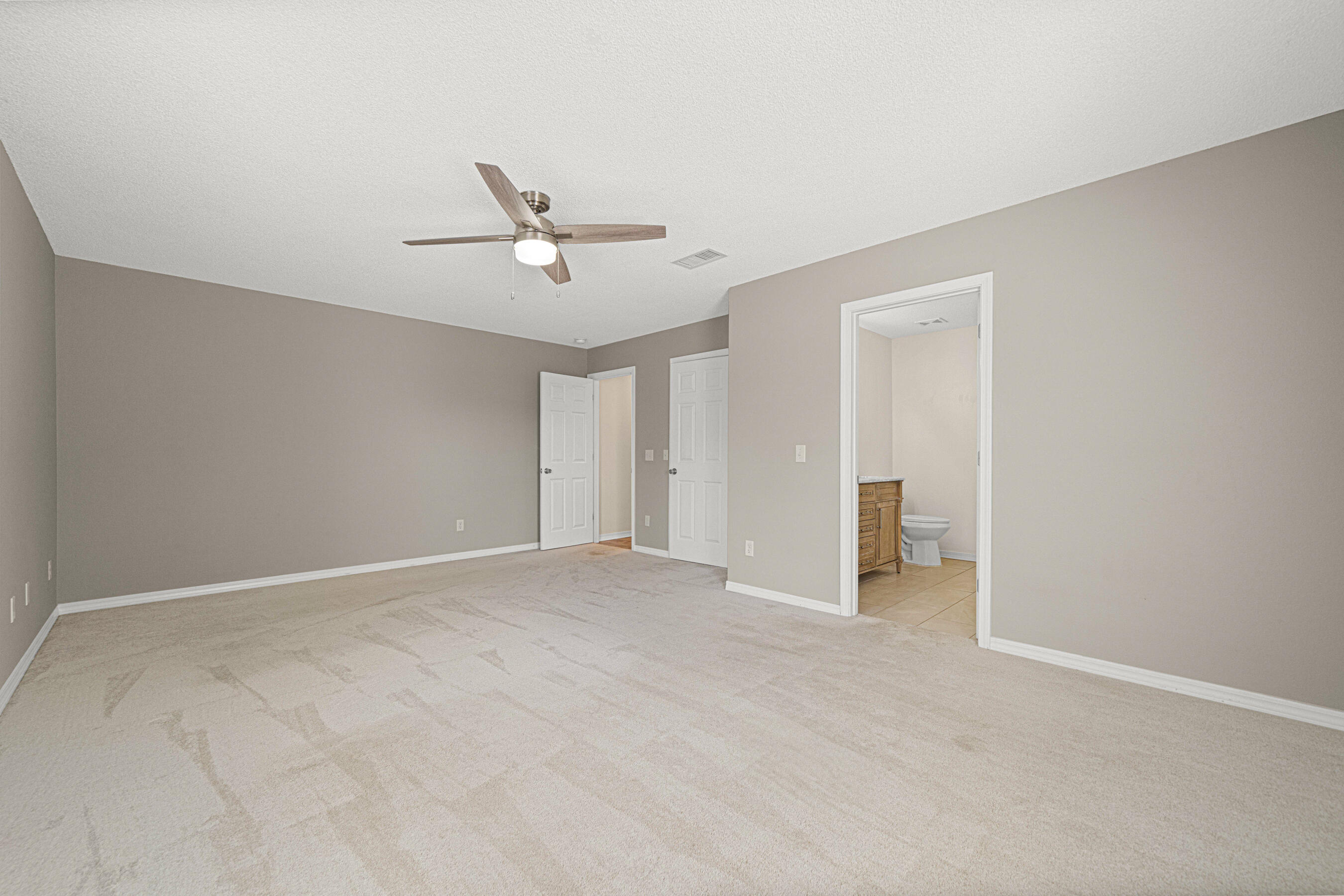 EMERALD VILLAGE S/D - Residential