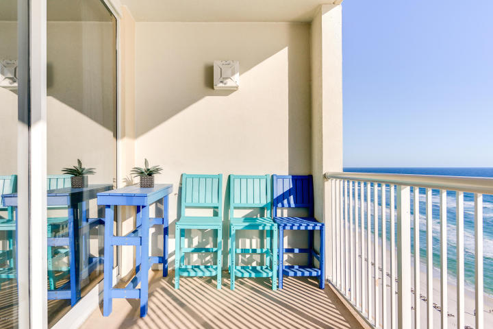 MAJESTIC BEACH TOWERS II - Residential