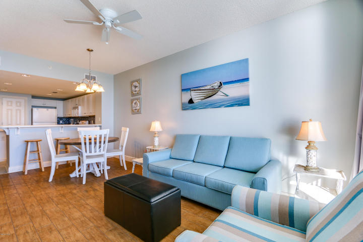 MAJESTIC BEACH TOWERS II - Residential