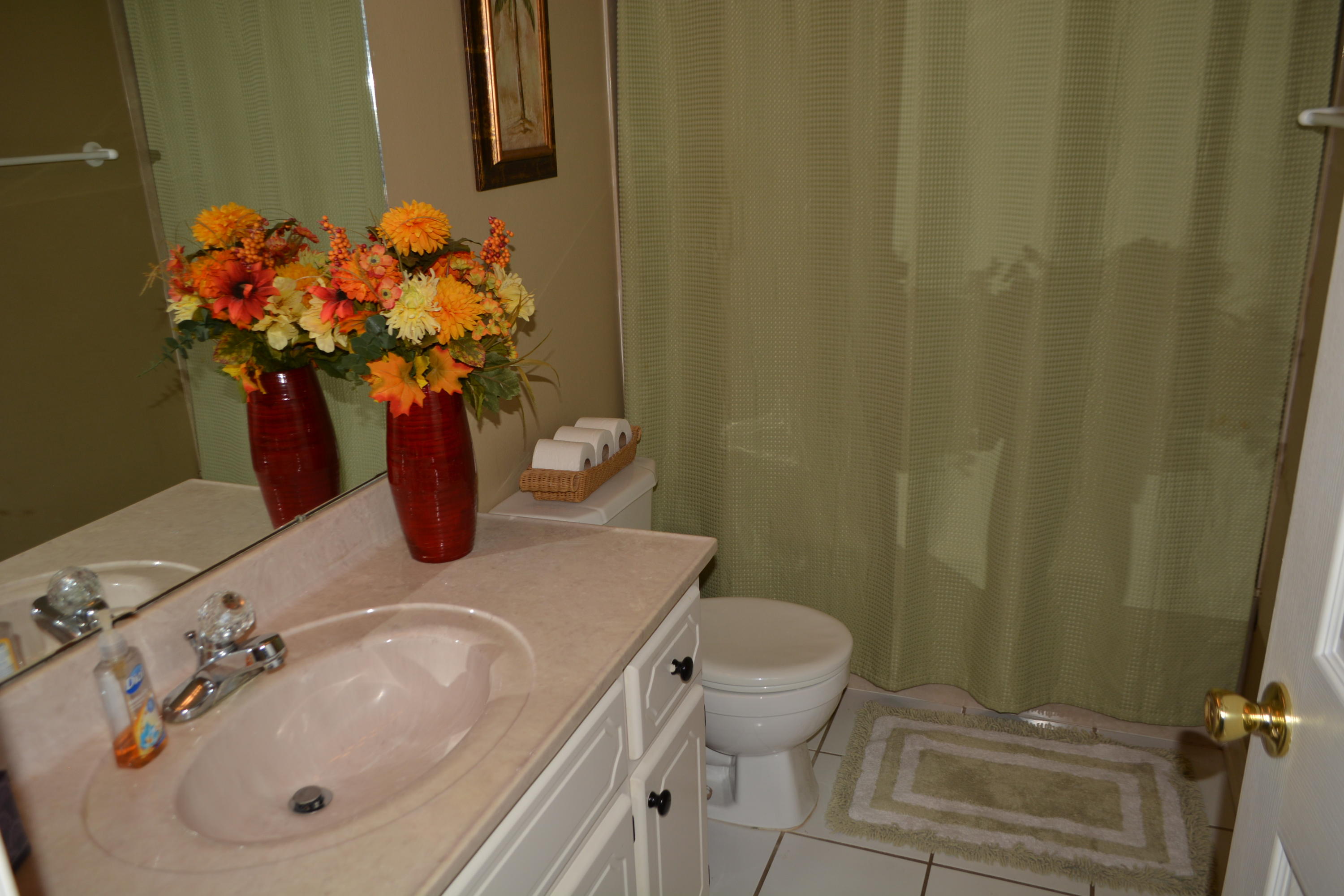 COUNTRY CLUB ESTATES 1 OF CRESTVIEW - Residential