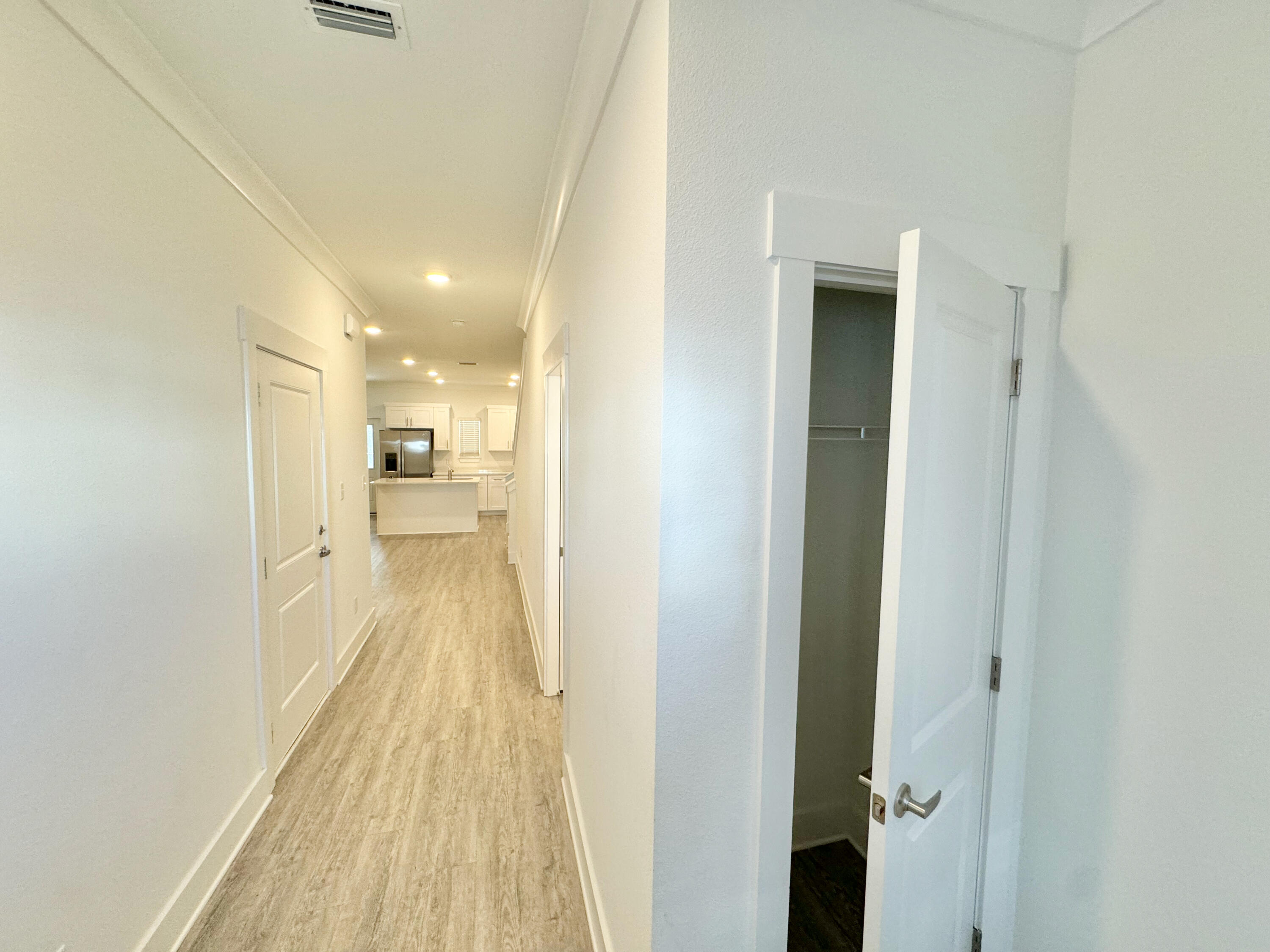 VERANDAS OF FREEPORT, THE - Residential Lease