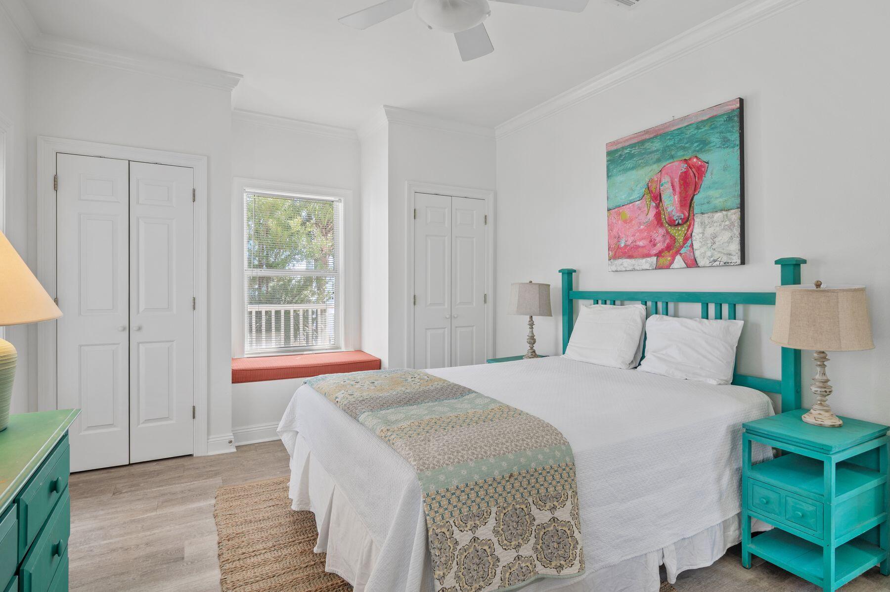 SUNRISE BEACH - Residential