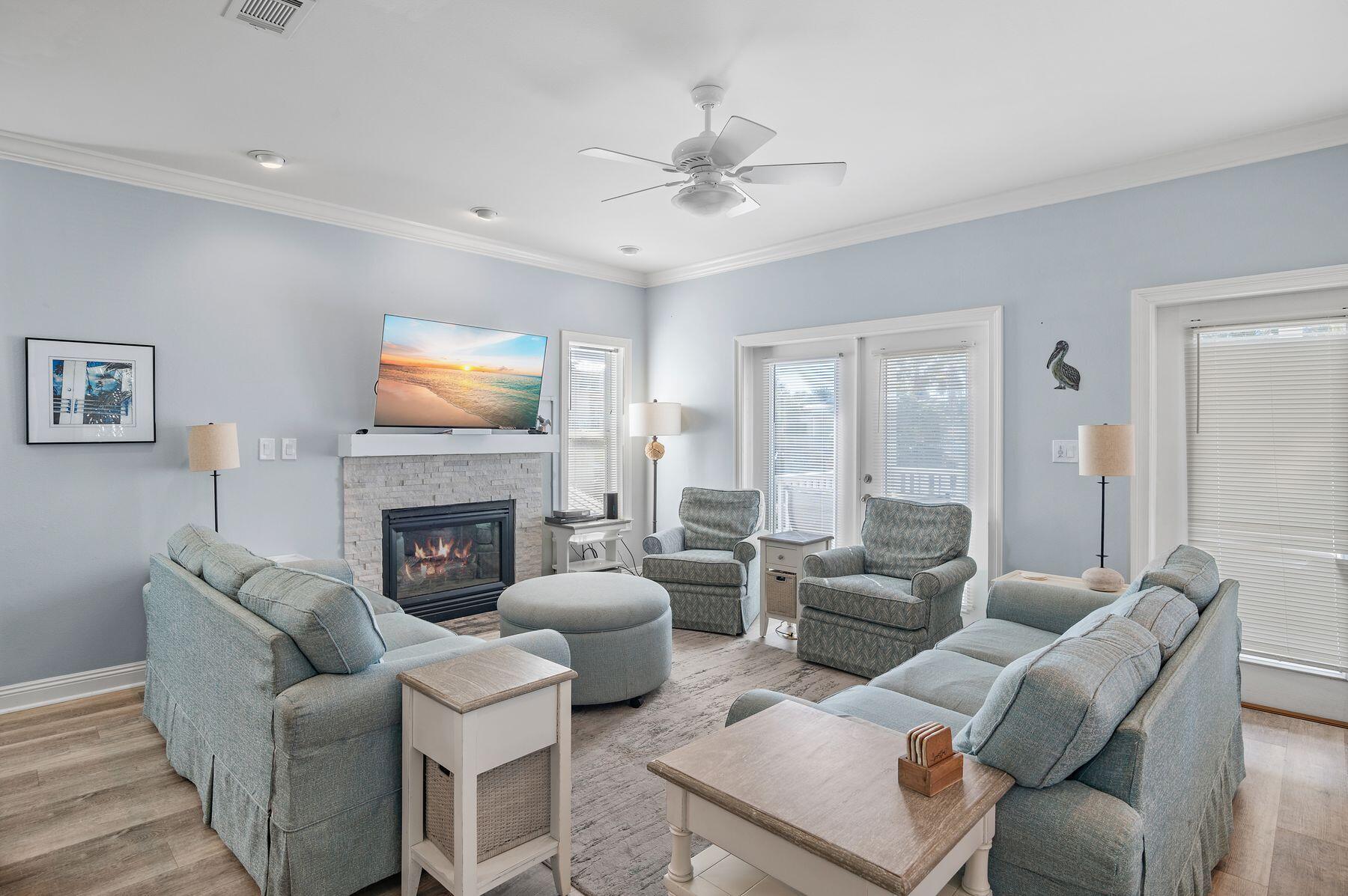 SUNRISE BEACH - Residential