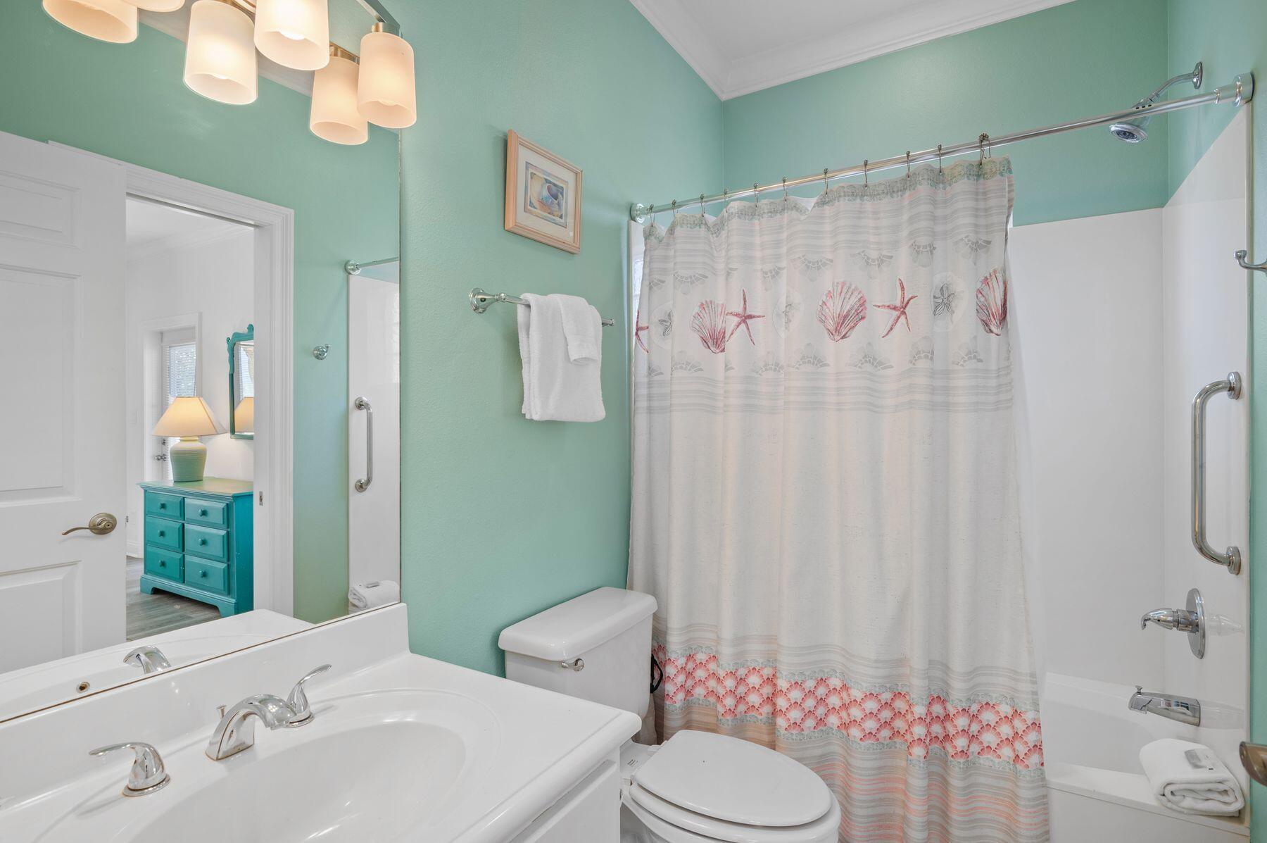 SUNRISE BEACH - Residential