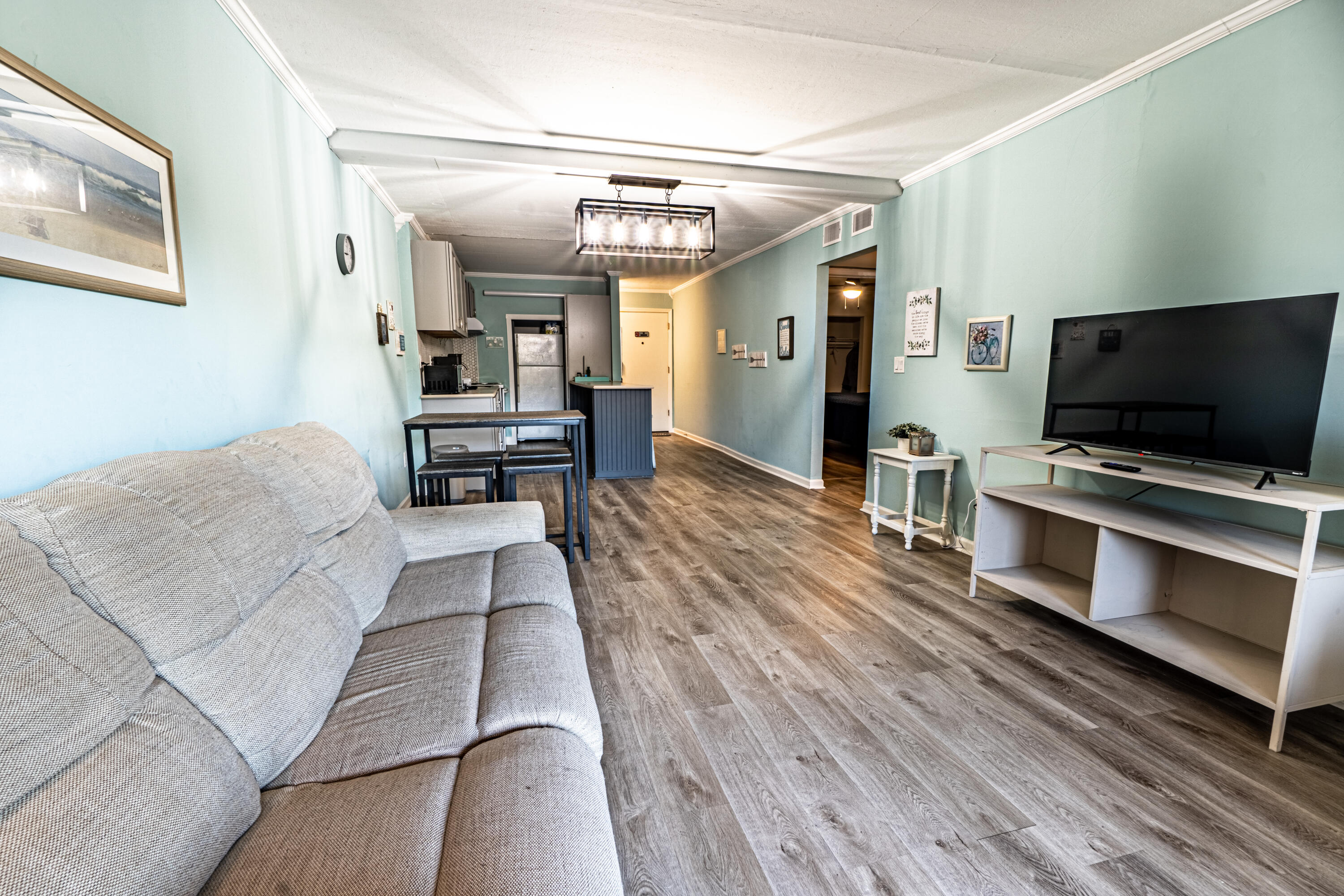 CEDARS THE - Residential
