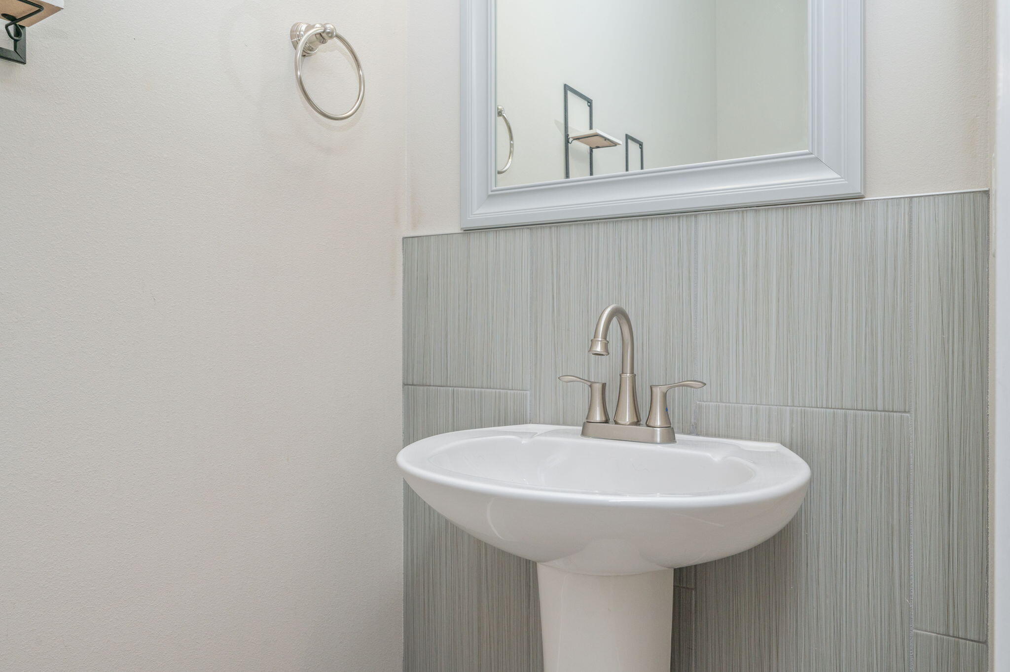 Praiseworthy Dr. - Residential Lease