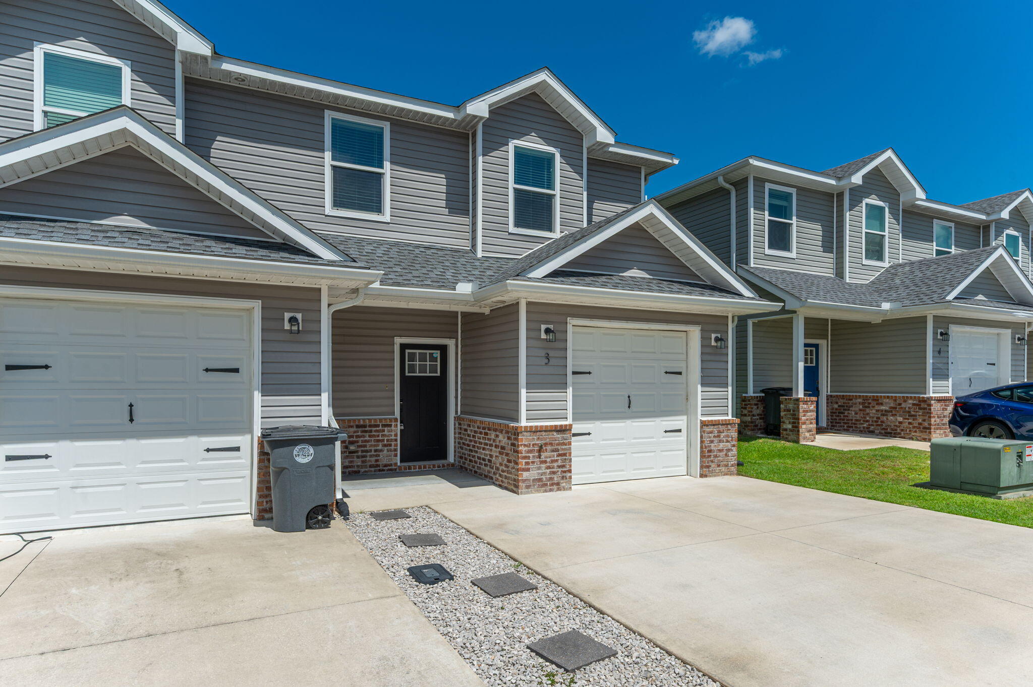 Praiseworthy Dr. - Residential Lease