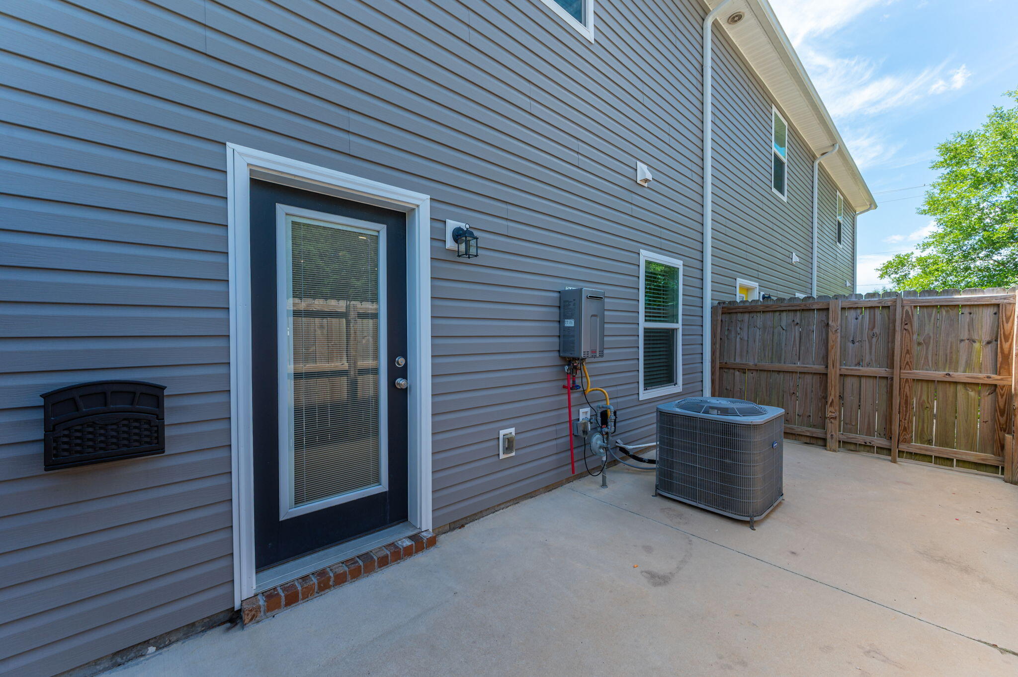 Praiseworthy Dr. - Residential Lease